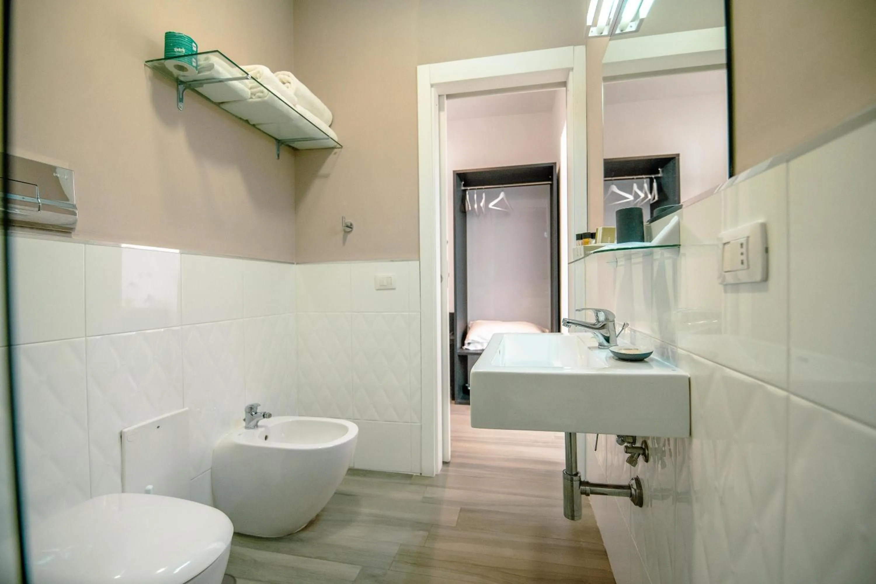 Bathroom in Hotel Bruman Salerno