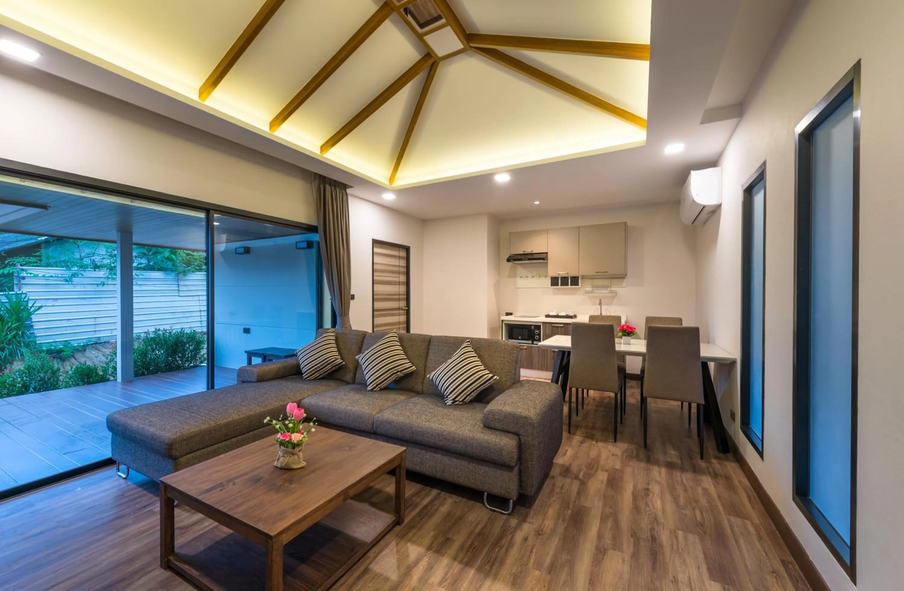 Living room in Cher​mantra​ Aonang​ Resort & Pool​ Suite