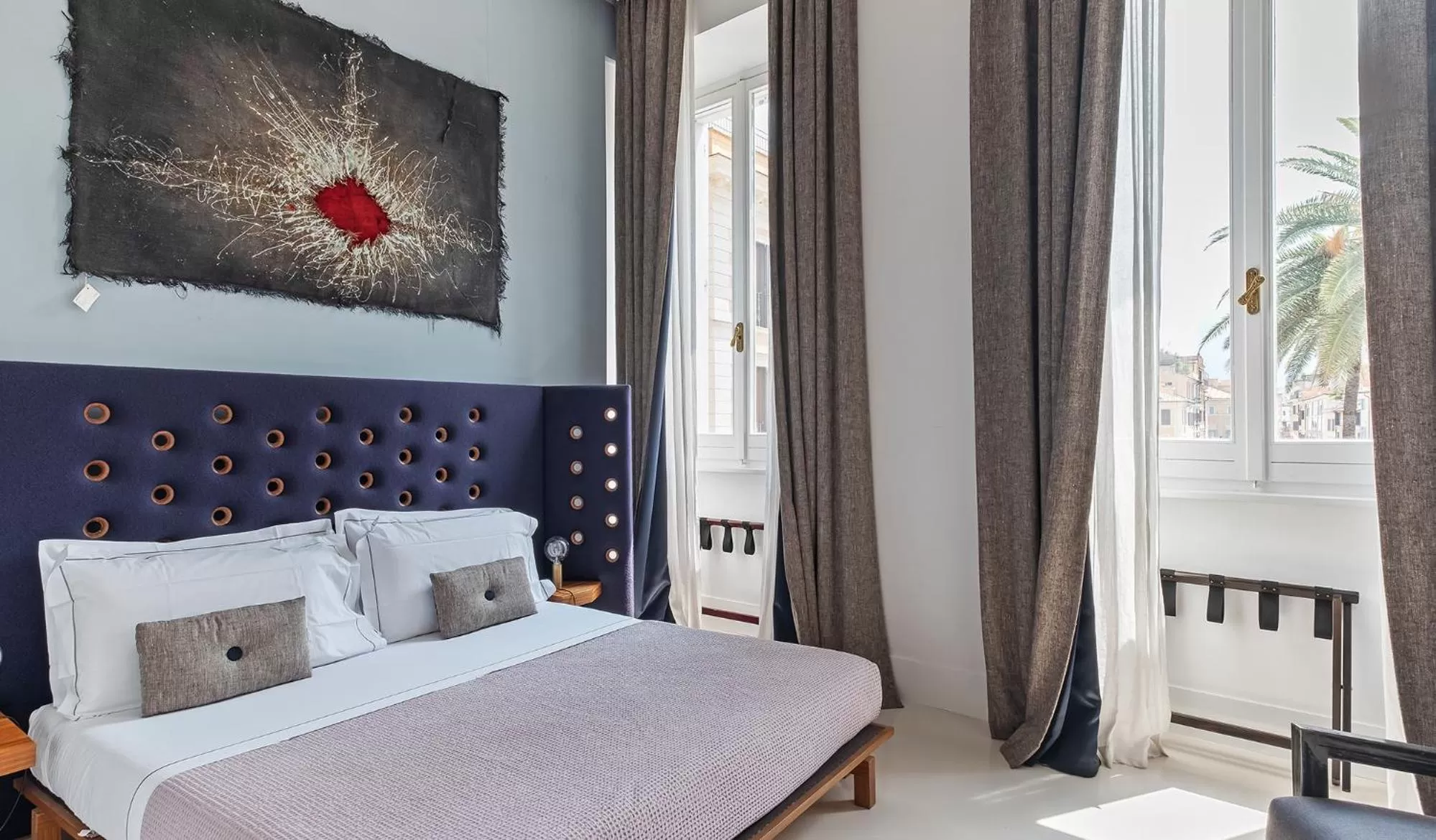 Photo of the whole room, Bed in Piazza di Spagna 9