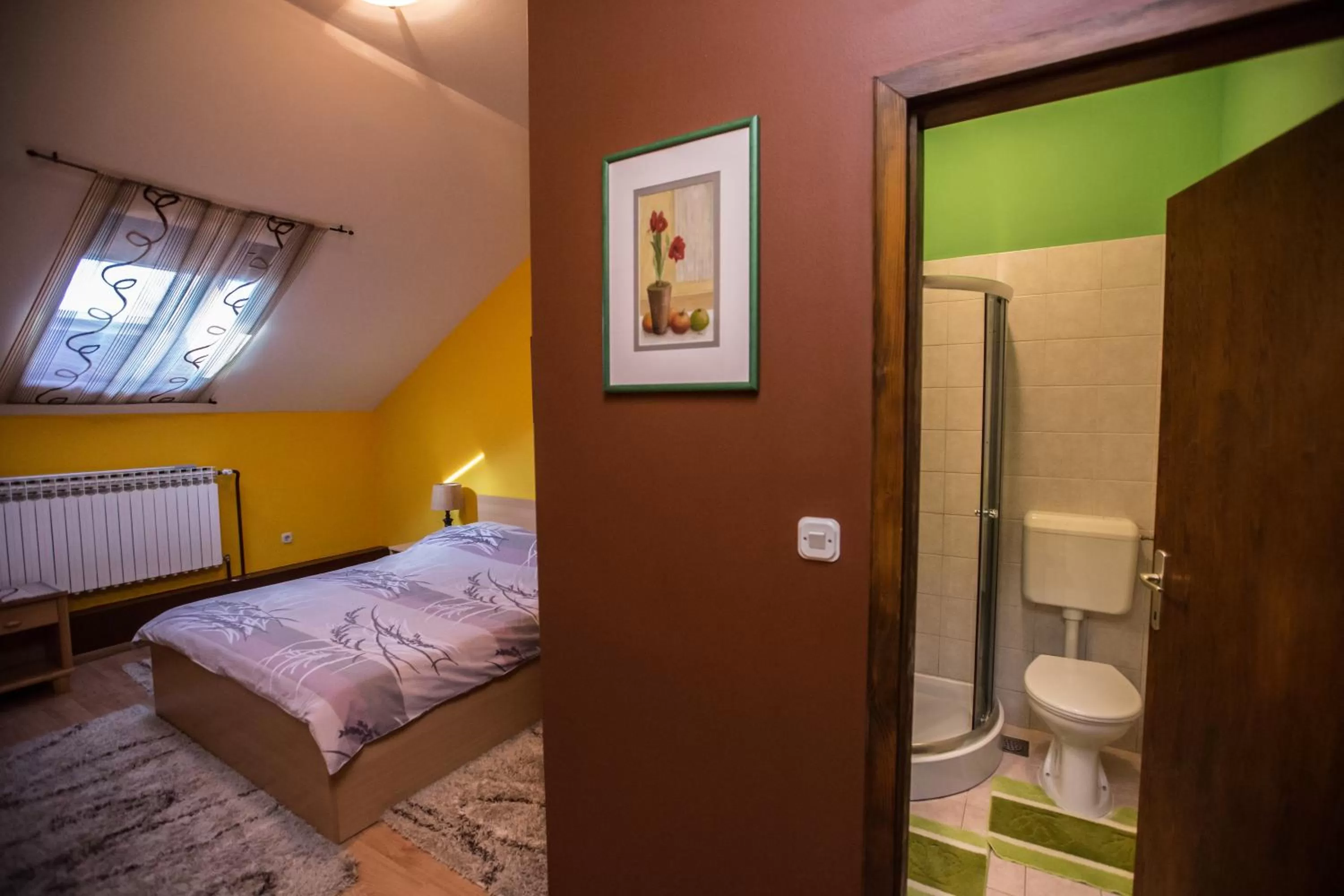 Bedroom, Bathroom in Rooms Lišnić