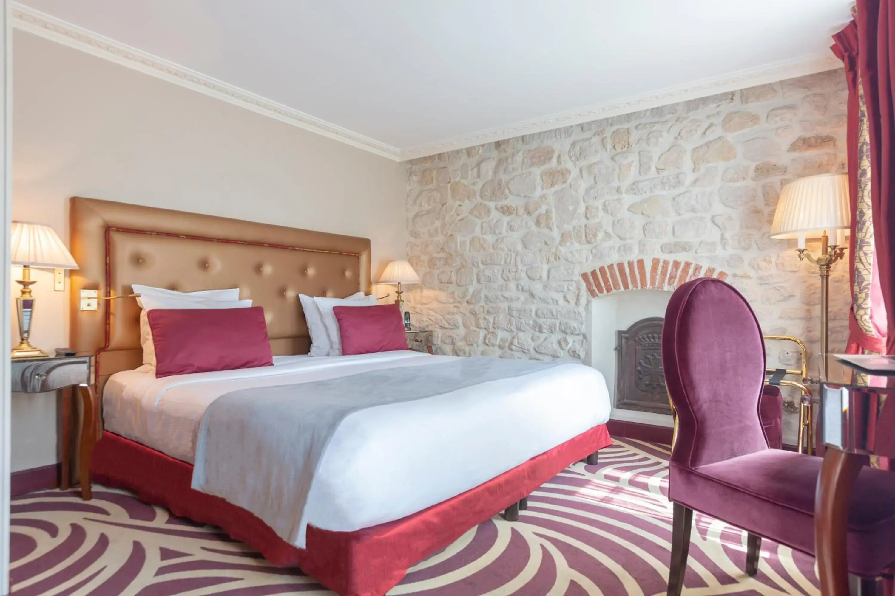 Superior Double Room in Hotel Du Beaumont Superior Double Room in Hotel Du Beaumont