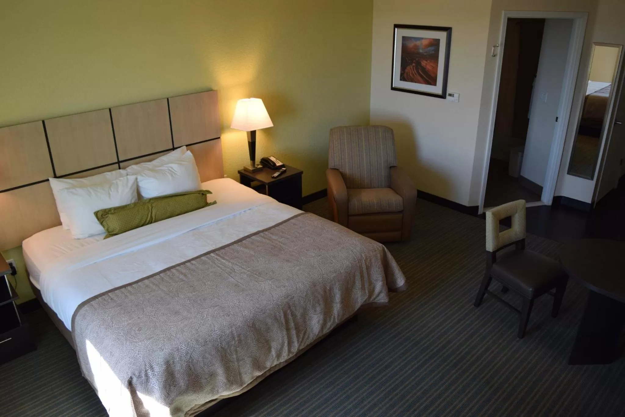 Photo of the whole room, Bed in Candlewood Suites Monahans by IHG