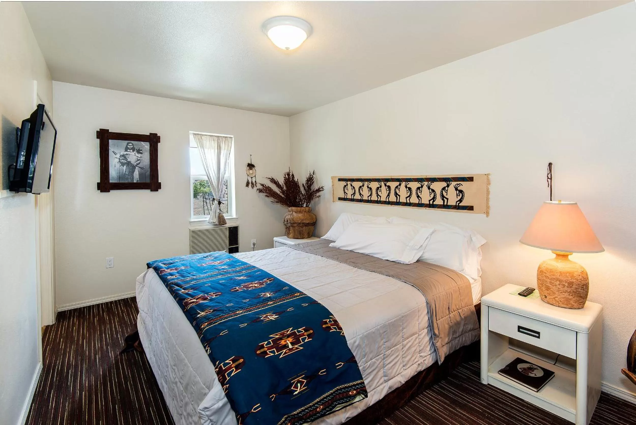 Other, Bed in Virginia City Inn