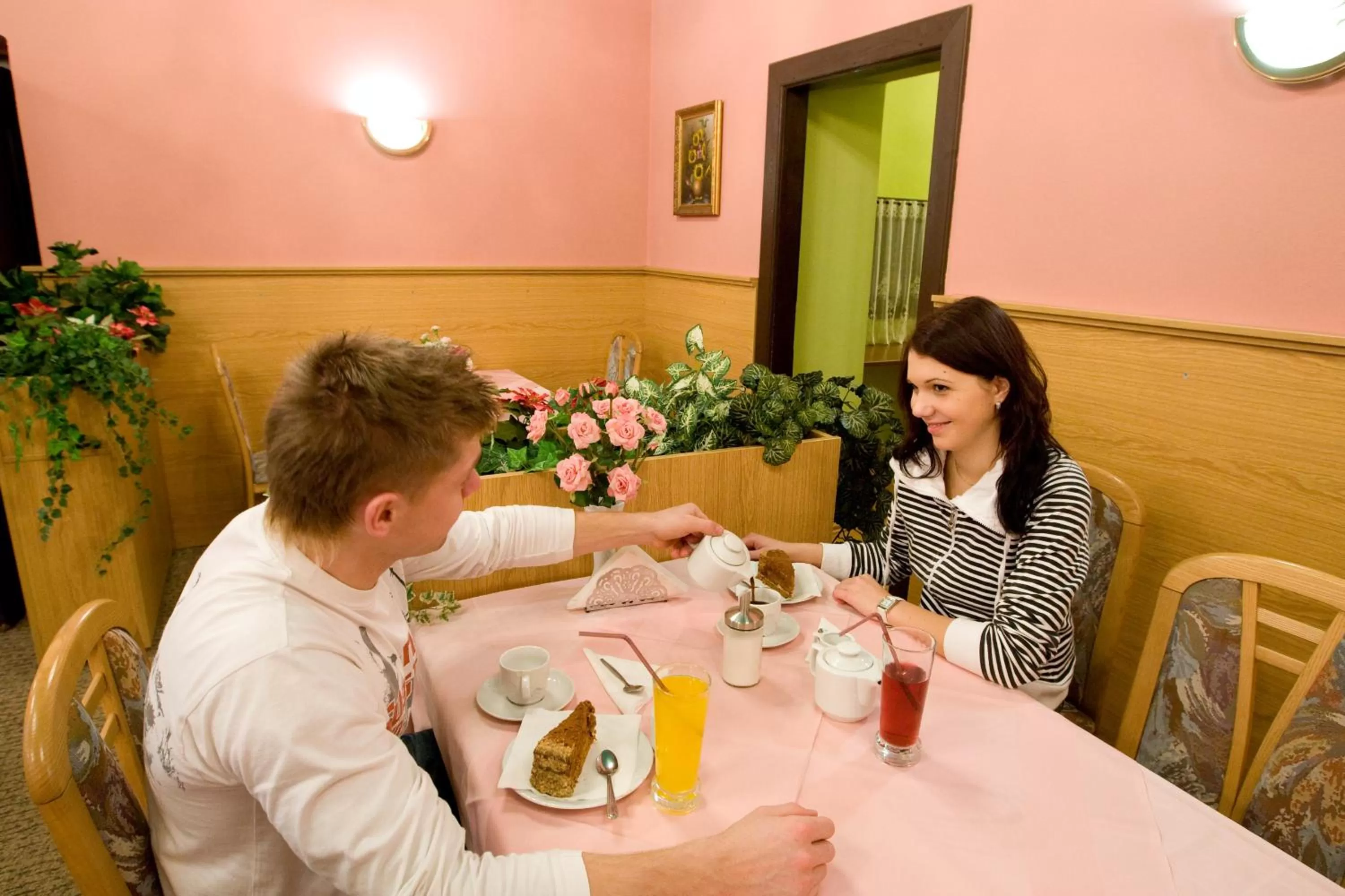 Restaurant/places to eat in Hotel Olympia Česká Lípa