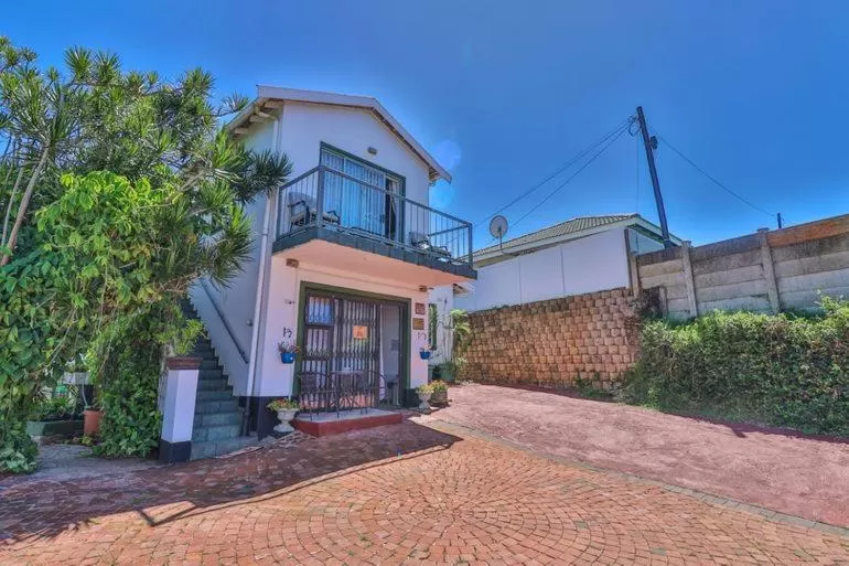 Parking, Property Building in Queensburgh B&B or Self Catering