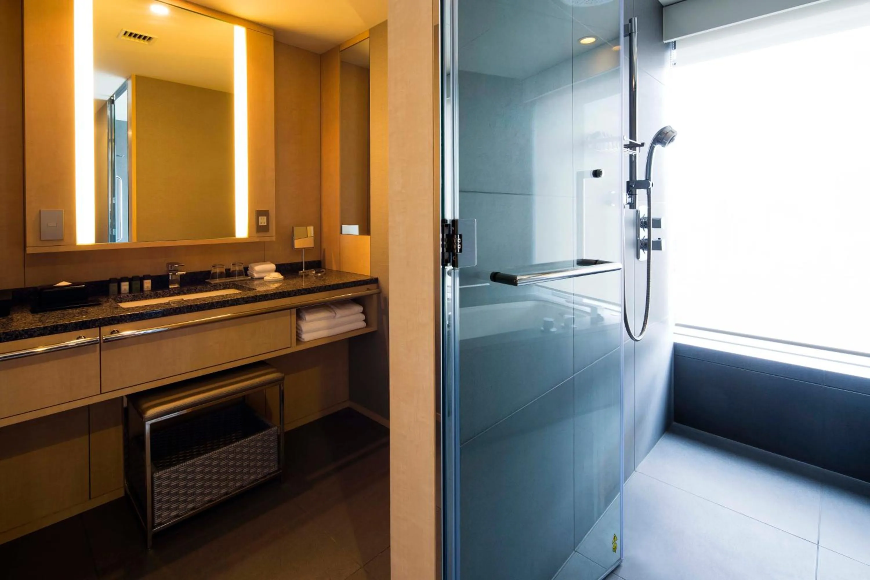 Bathroom in The Capitol Hotel Tokyu