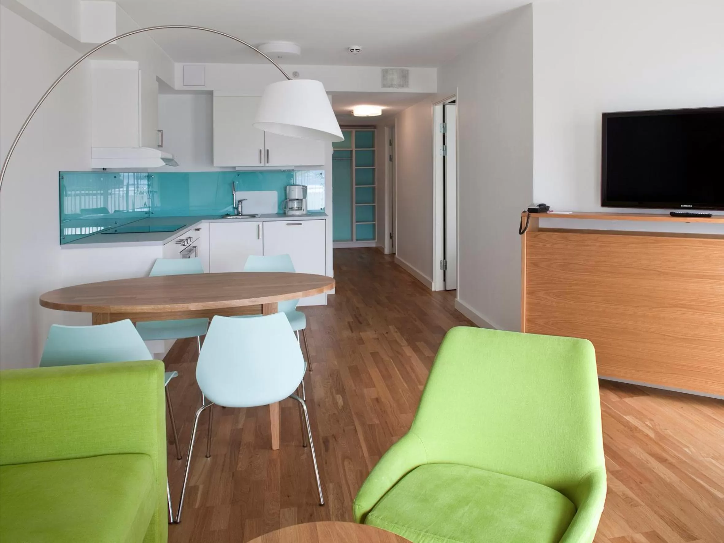 Kitchen or kitchenette in Thon Hotel Sandven