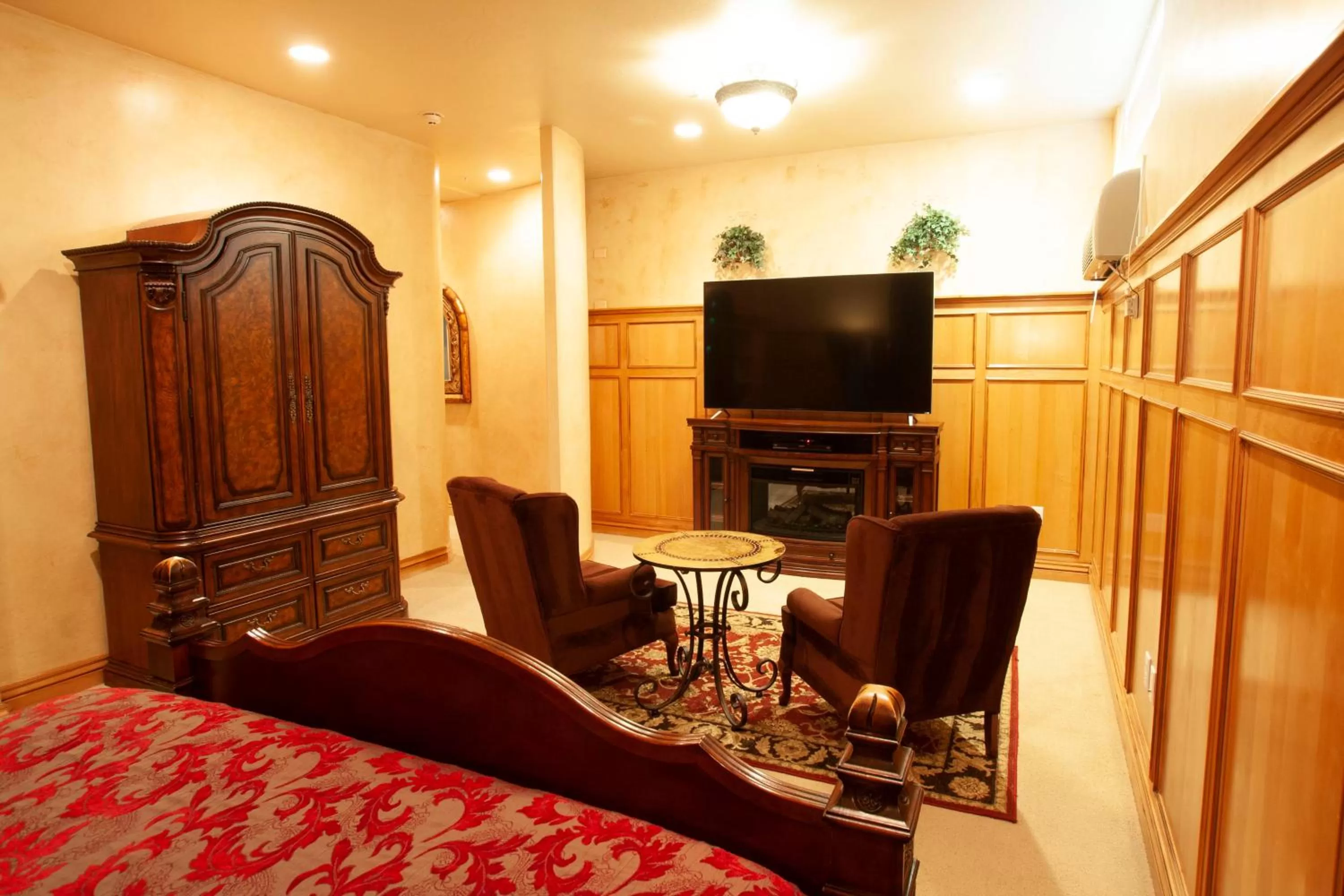 Destinations Inn Theme Rooms