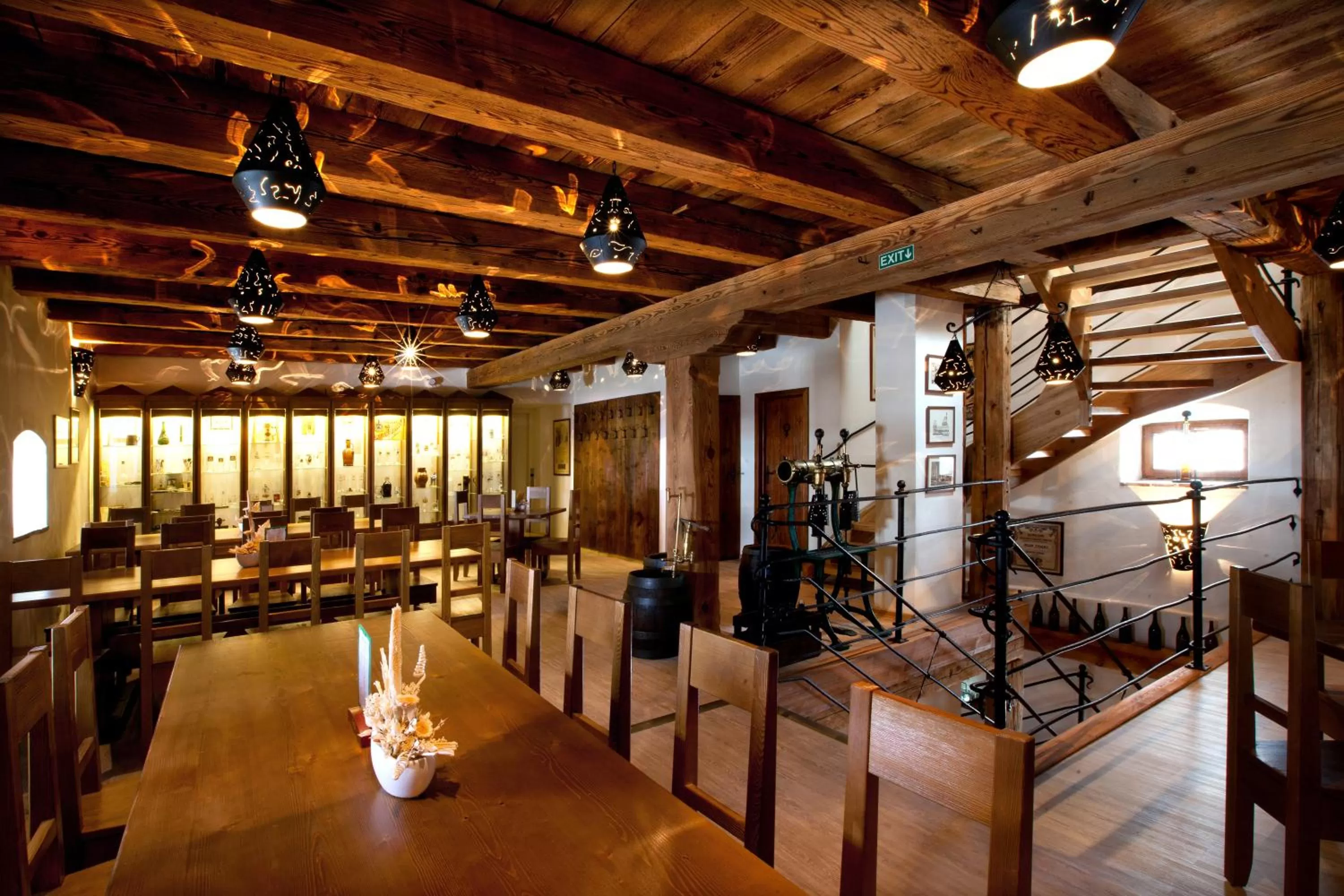 Restaurant/places to eat in Wellness hotel & minipivovar Kněžínek