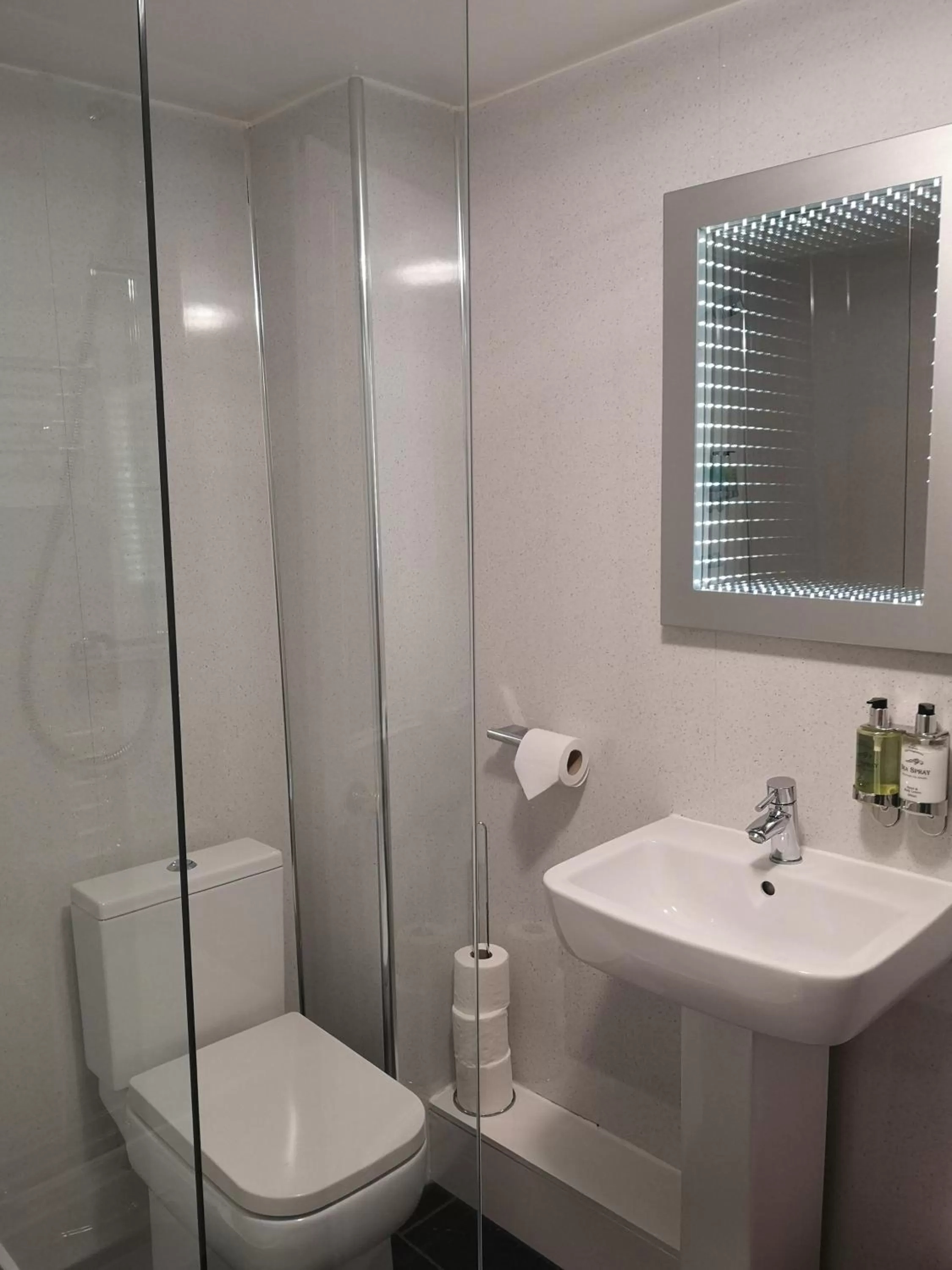 Shower in Goodramgate Apartments