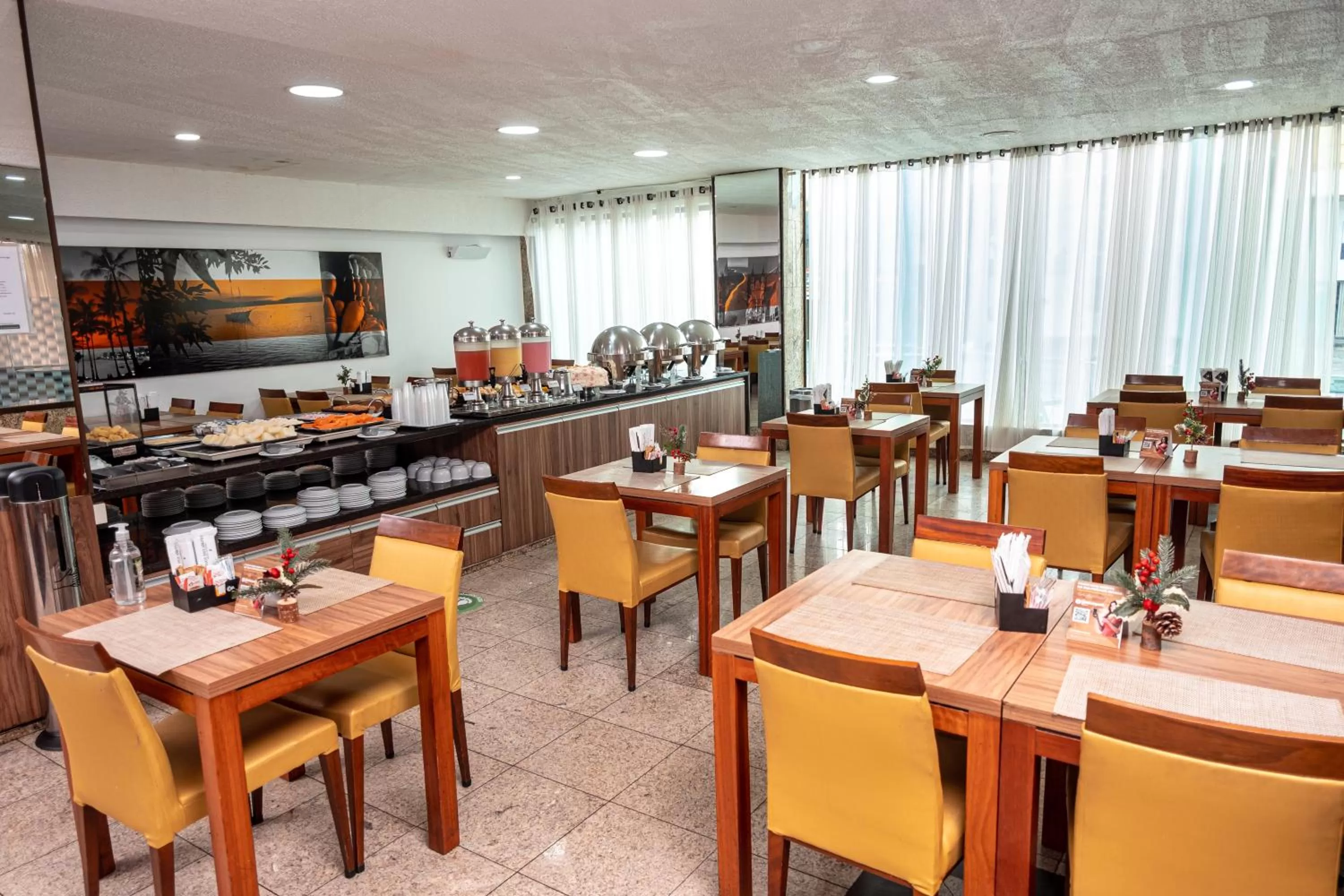 Breakfast in Hotel Golden Park Salvador By Nacional Inn