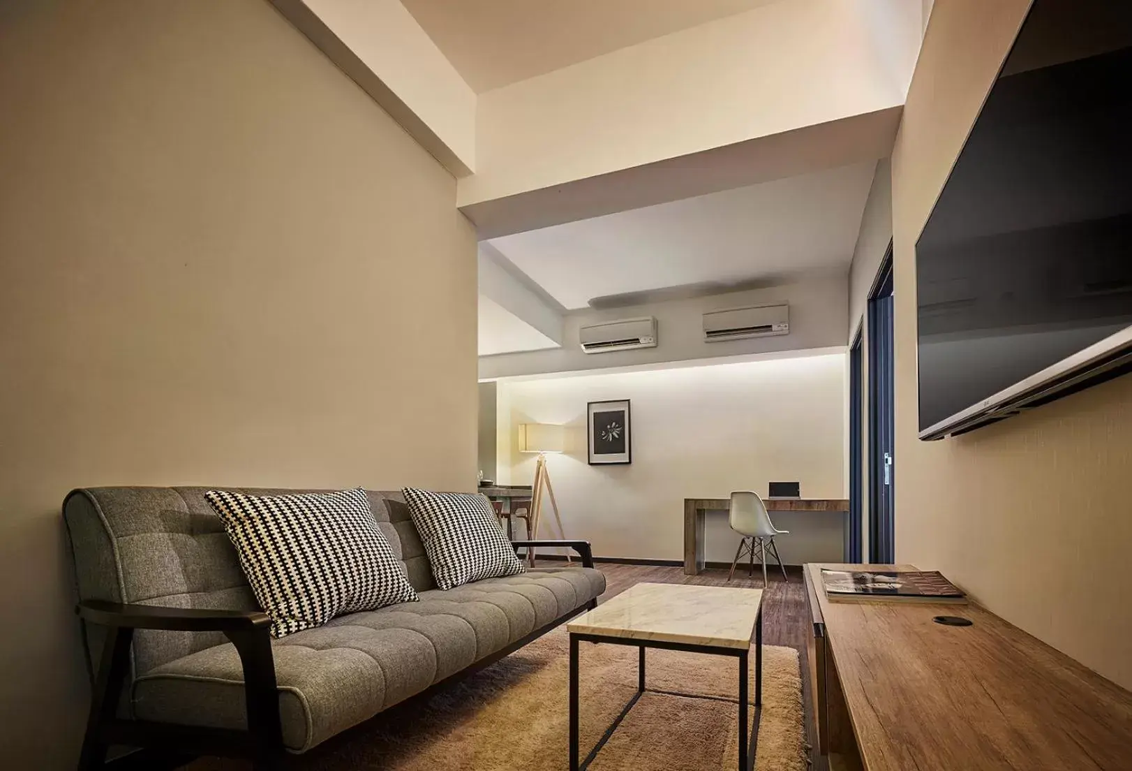 One-Bedroom Standard Suite in Tropics Eight Suites One-Bedroom Standard Suite in Tropics Eight Suites