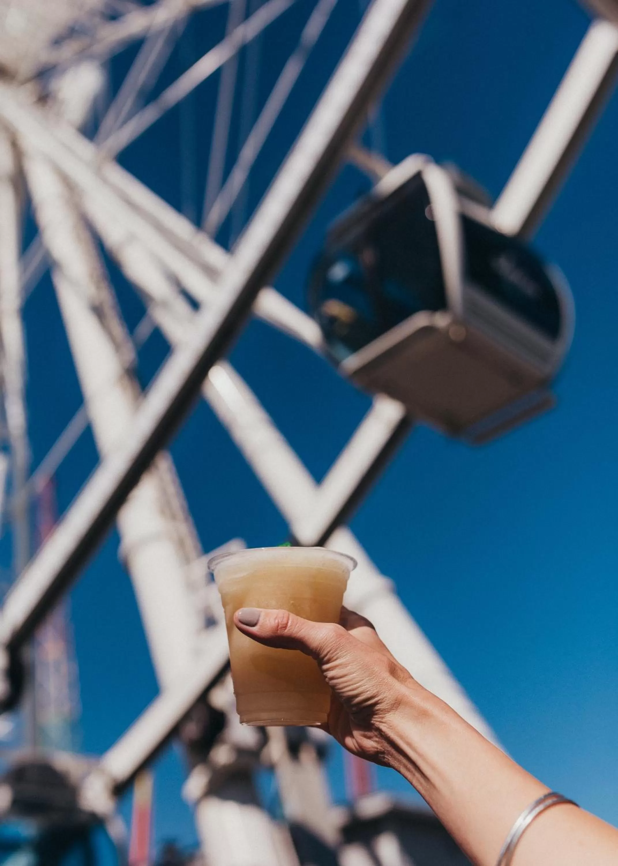 Day in Sandcastle Oceanfront Resort South Beach