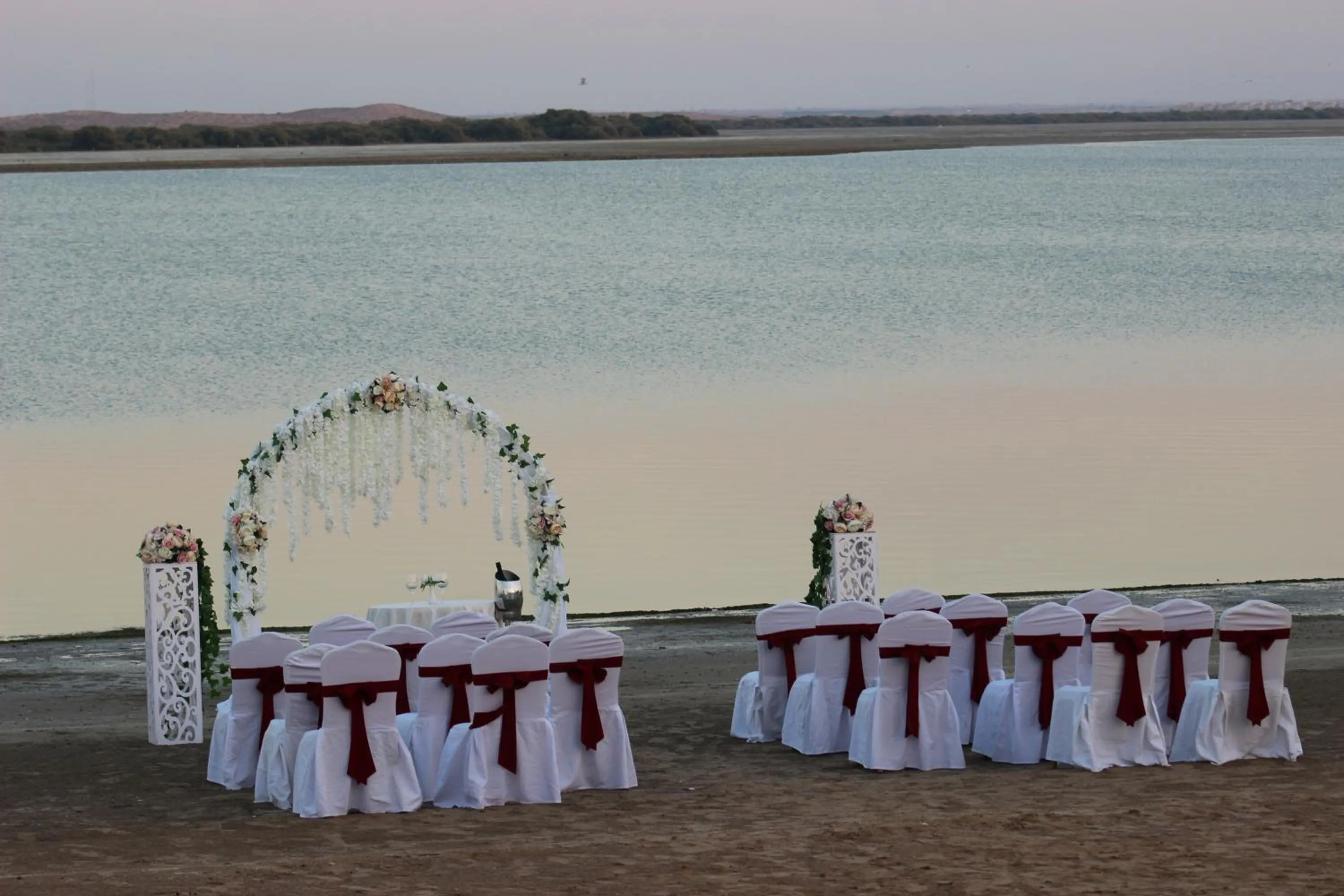 Beach in Pearl Hotel & Spa