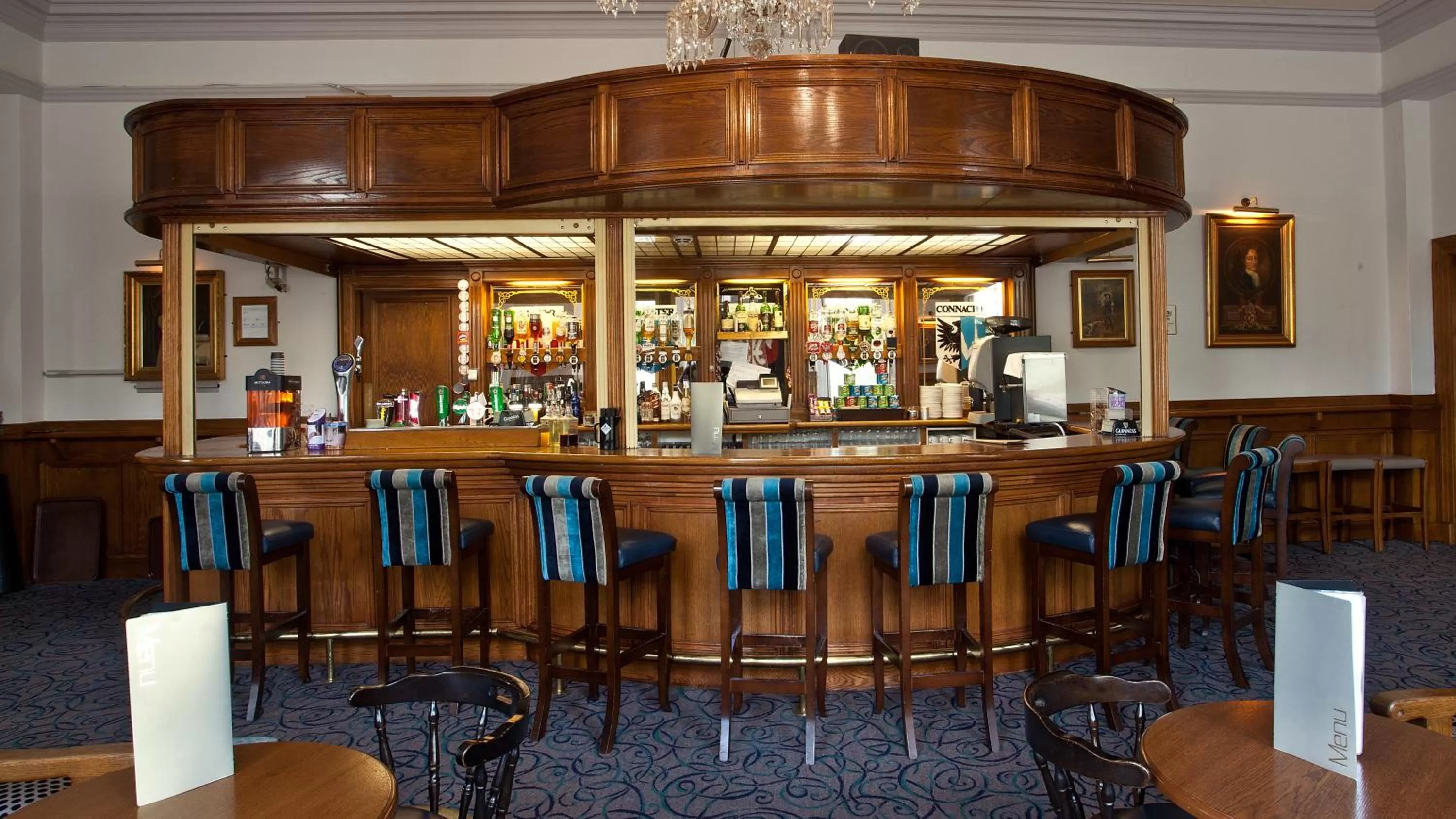 Lounge or bar in The Lucan Spa Hotel