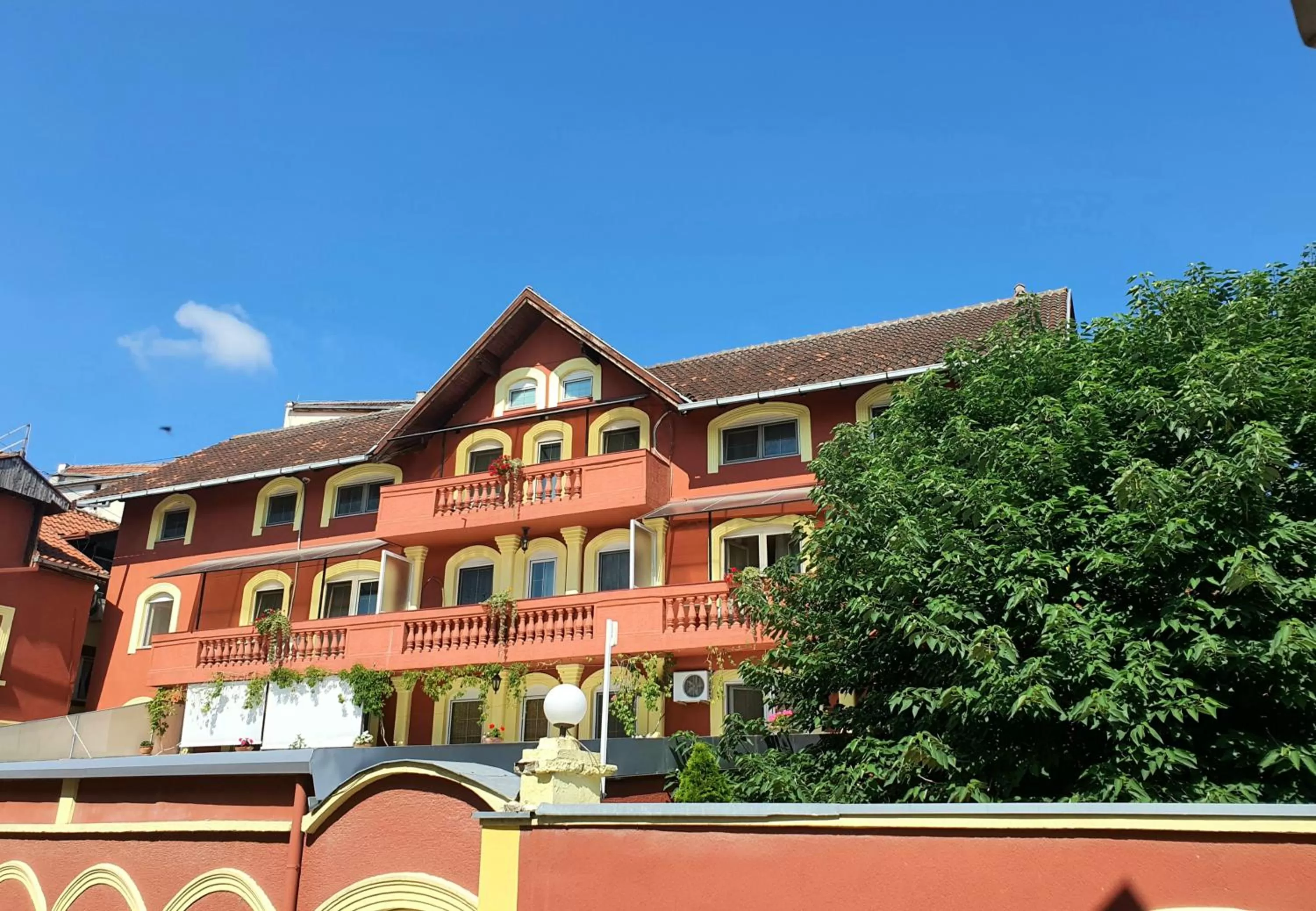 Other, Property Building in Hotel Fontana