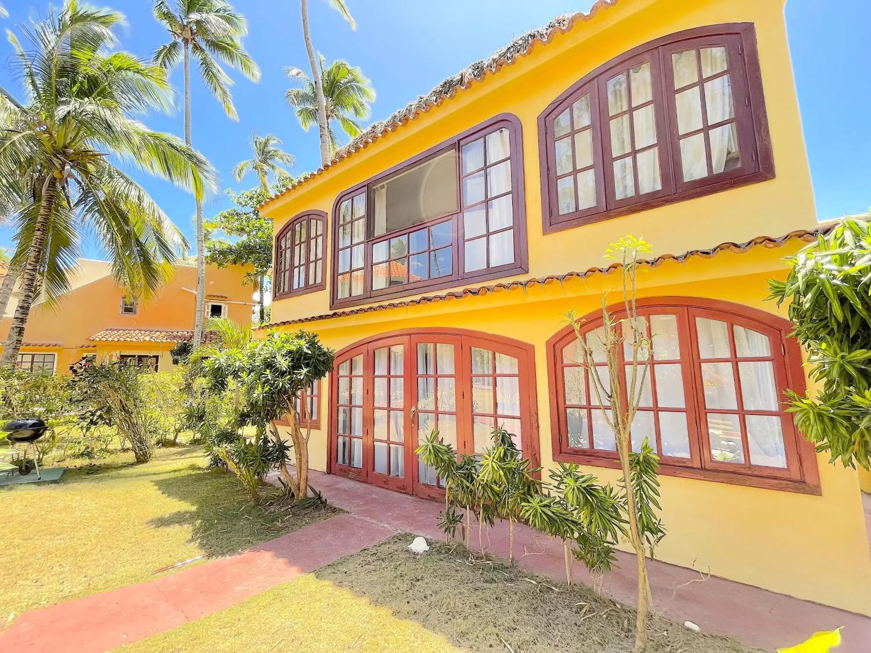 Superior Villa in BEACH Condo-HOTEL with VILLAS & PRIVATE Apartments WIFI BBQ Beach CLUB & SPA Superior Villa in BEACH Condo-HOTEL with VILLAS & PRIVATE Apartments WIFI BBQ Beach CLUB & SPA