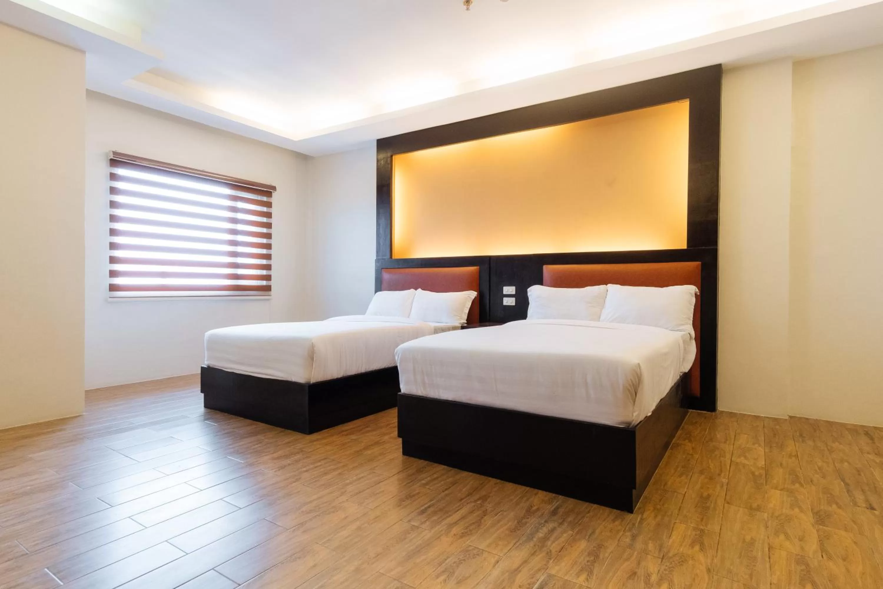 Bed in Northpointe Residences