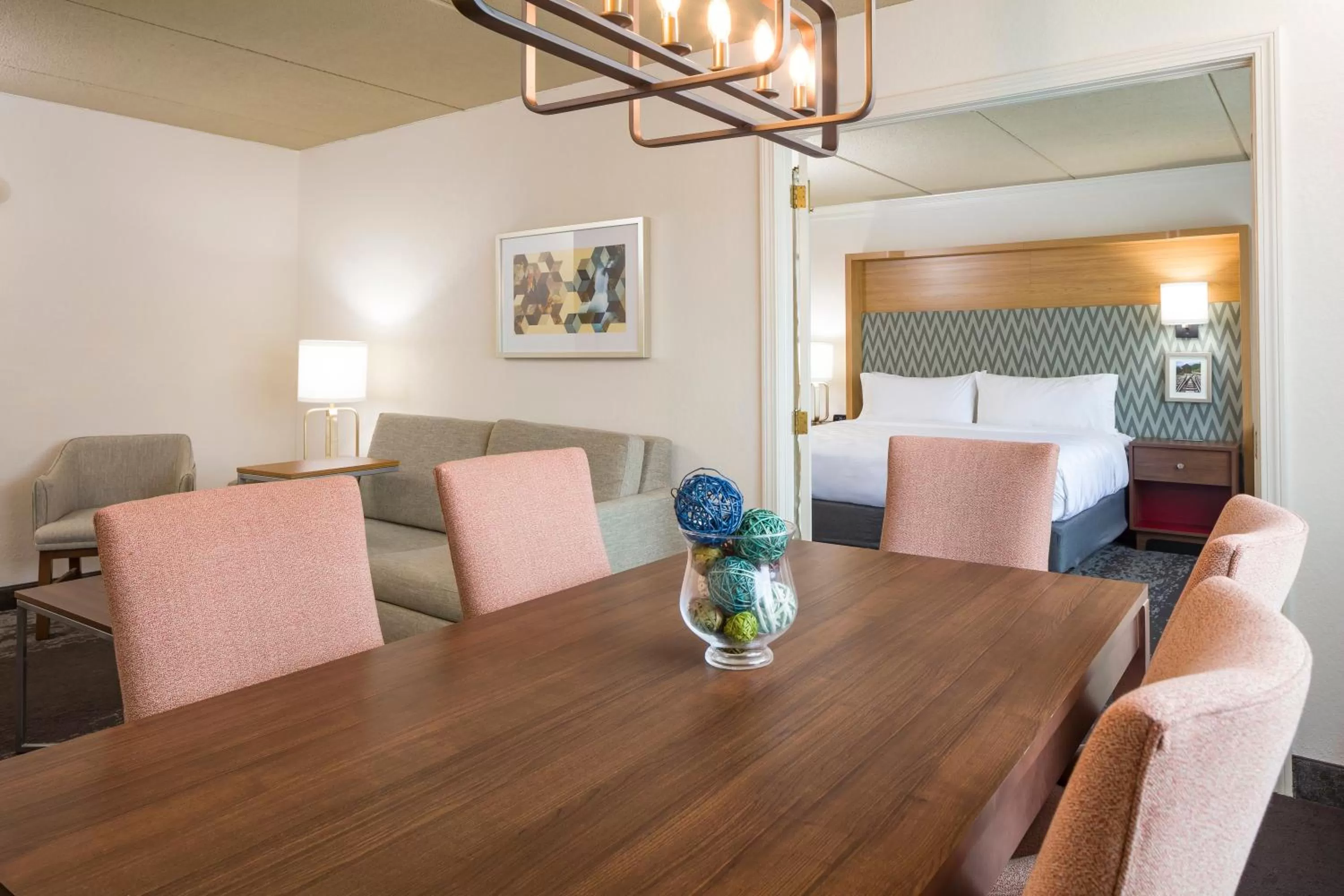 Photo of the whole room in Holiday Inn Salem by IHG