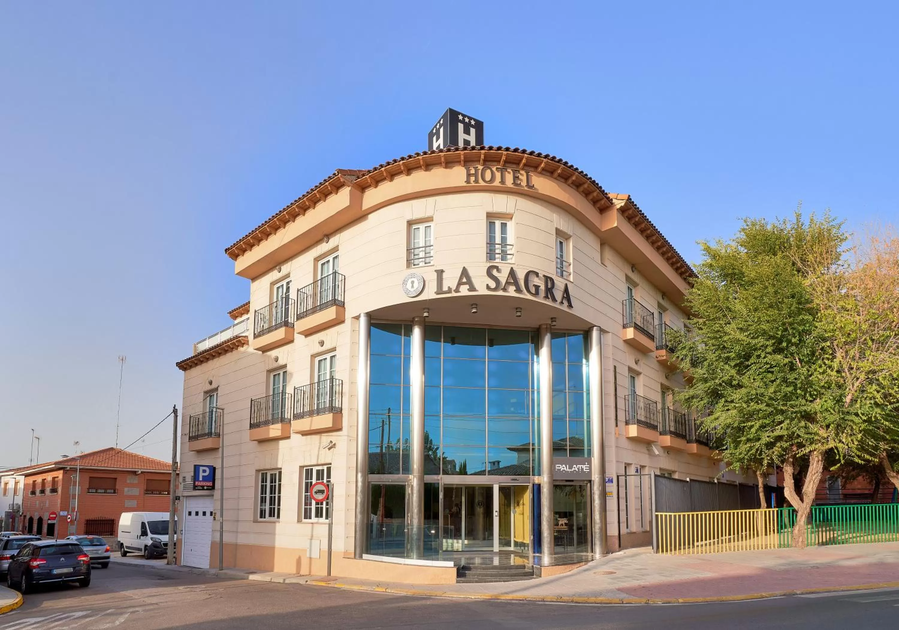 Smart Hotel La Sagra