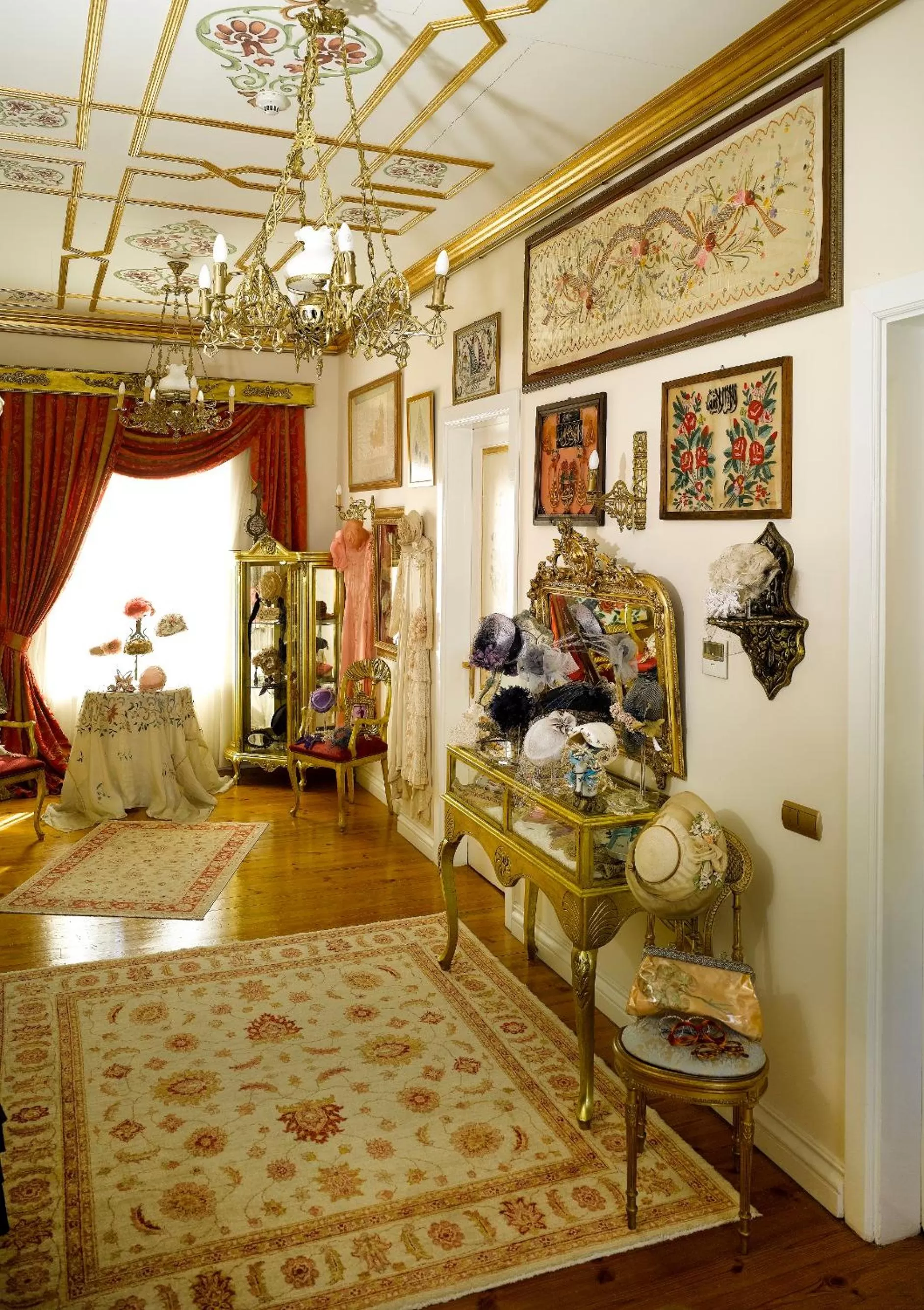 Decorative detail in Erten Konak