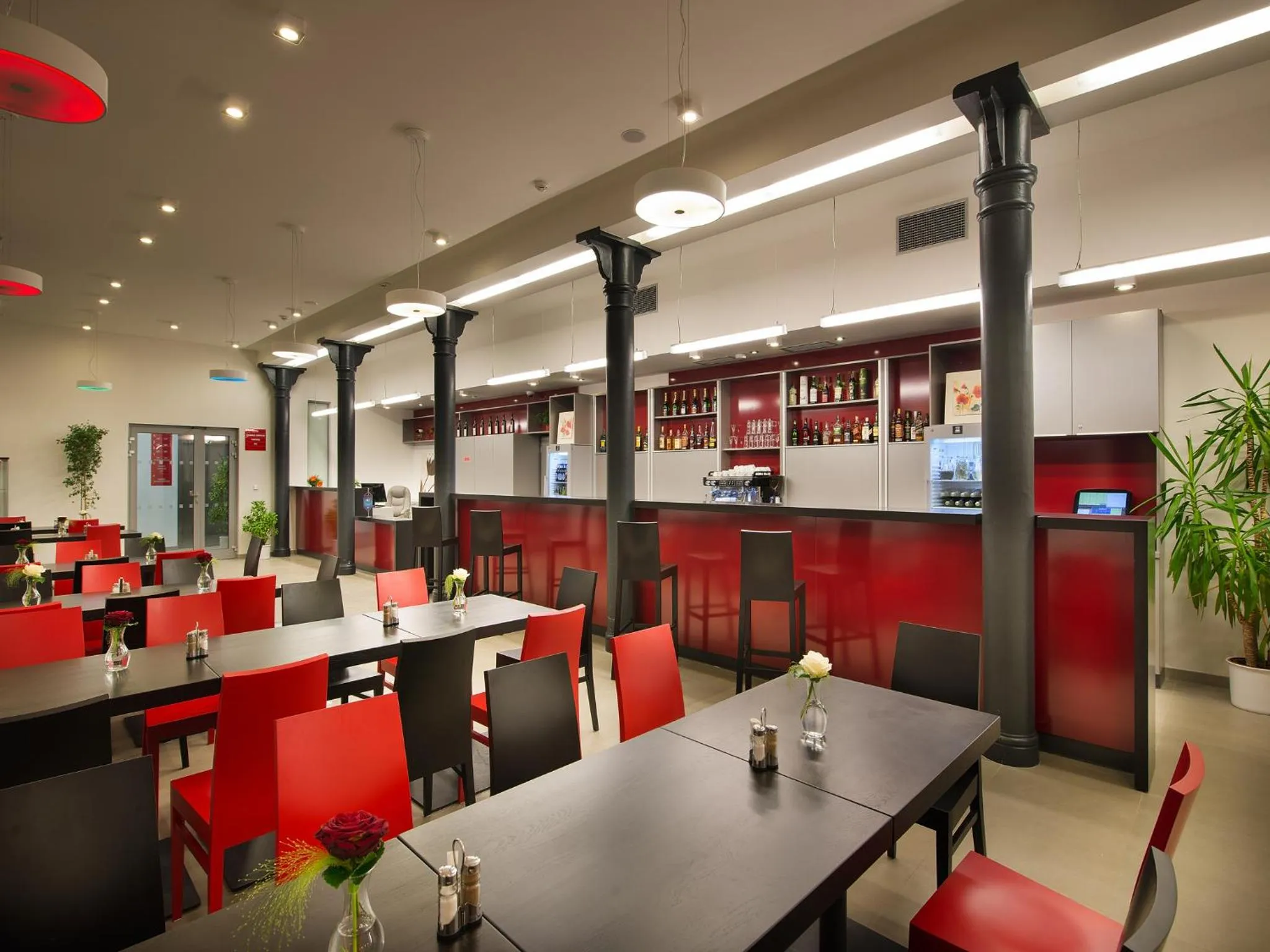 Restaurant/places to eat in EA Business Hotel Jihlava