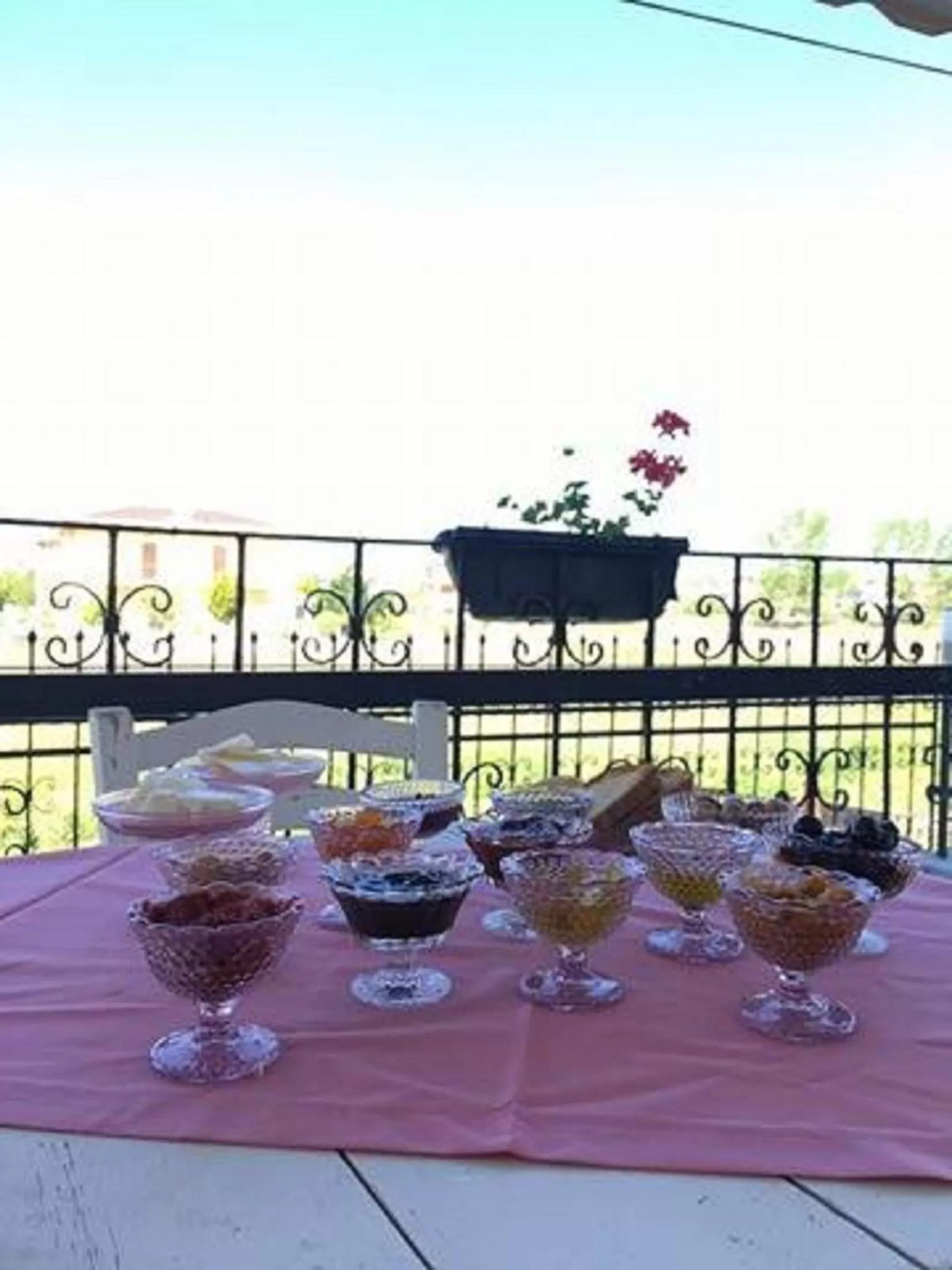 Spring in Ede Apart Otel