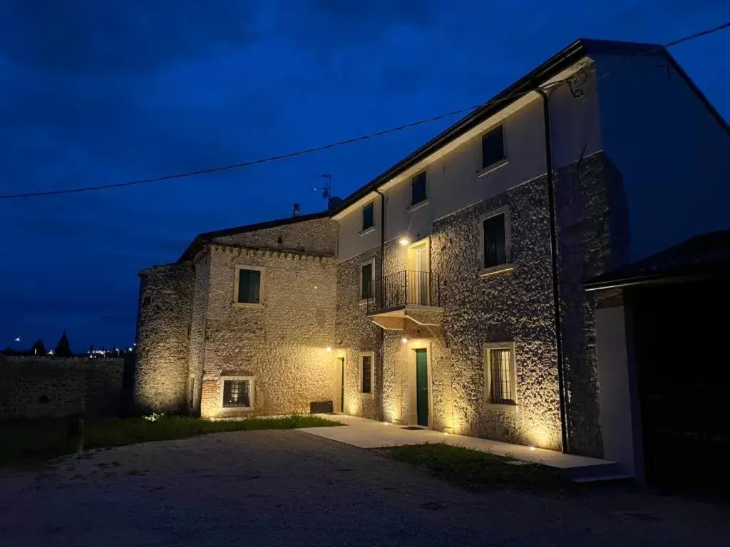 Night, Property Building in Casa Ossan Night, Property Building in Casa Ossan