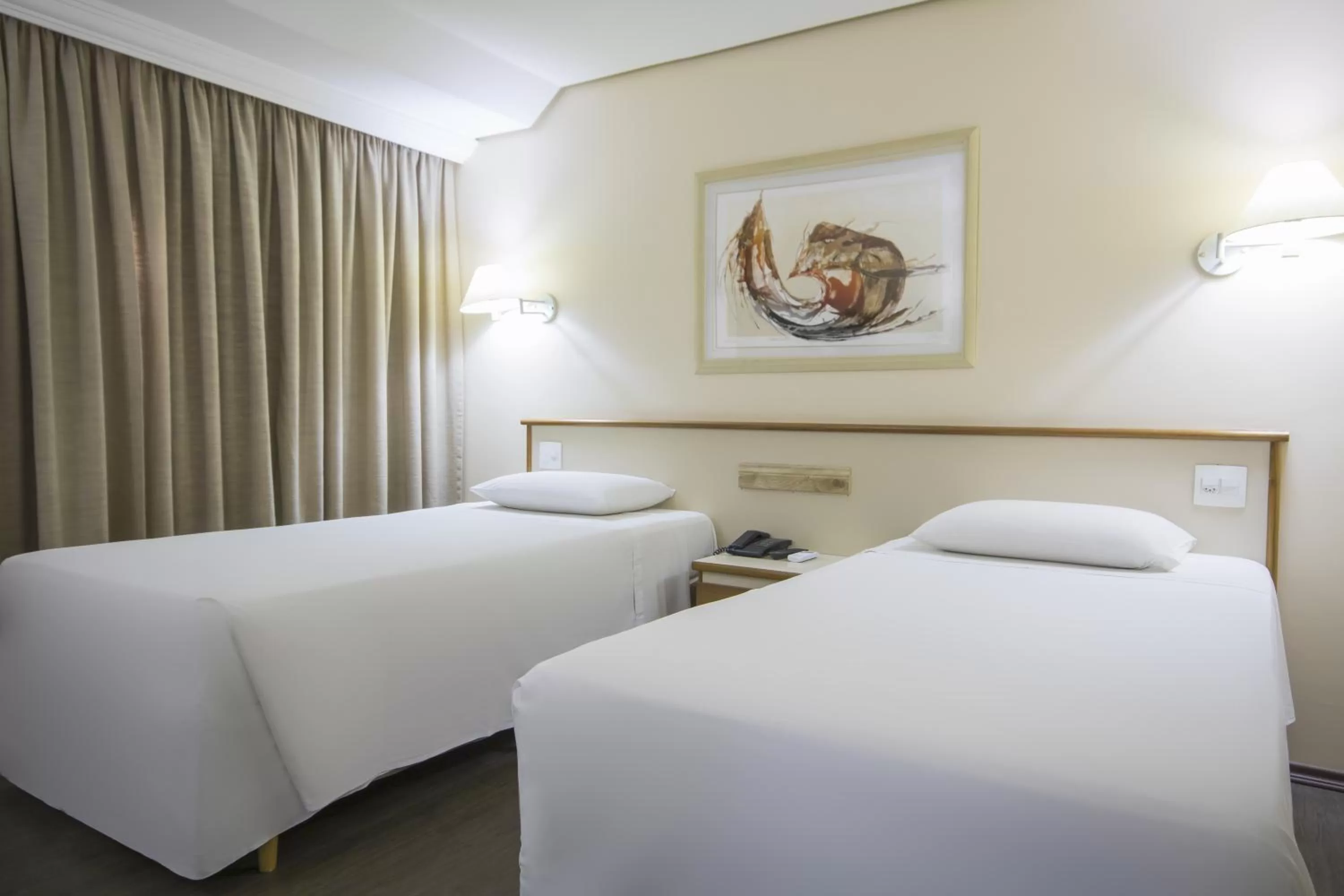 Standard Twin Room in Hotel Dan Inn Sorocaba by Nacional Inn