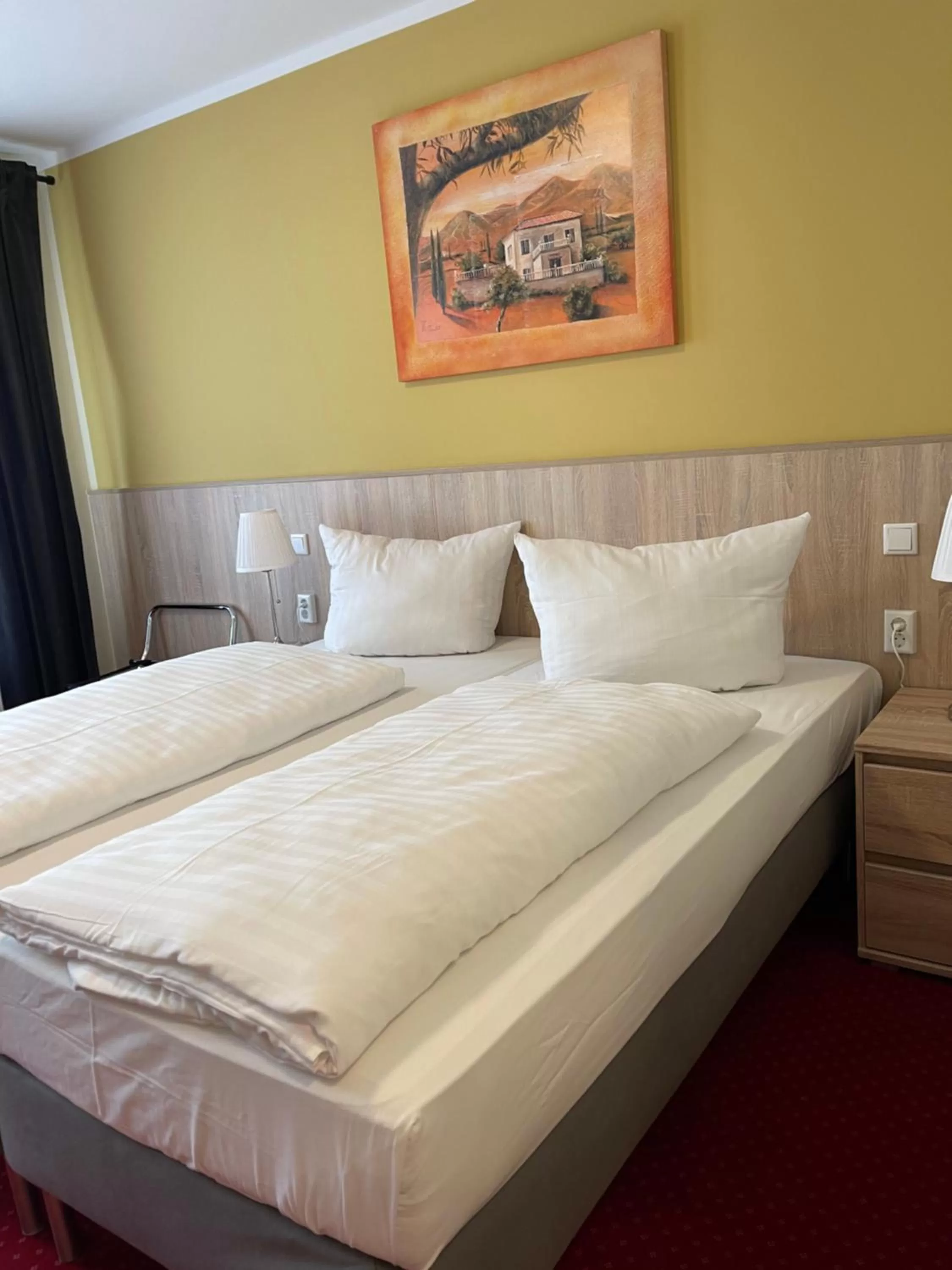 Photo of the whole room, Bed in Palm Premium Hotel & Apartments