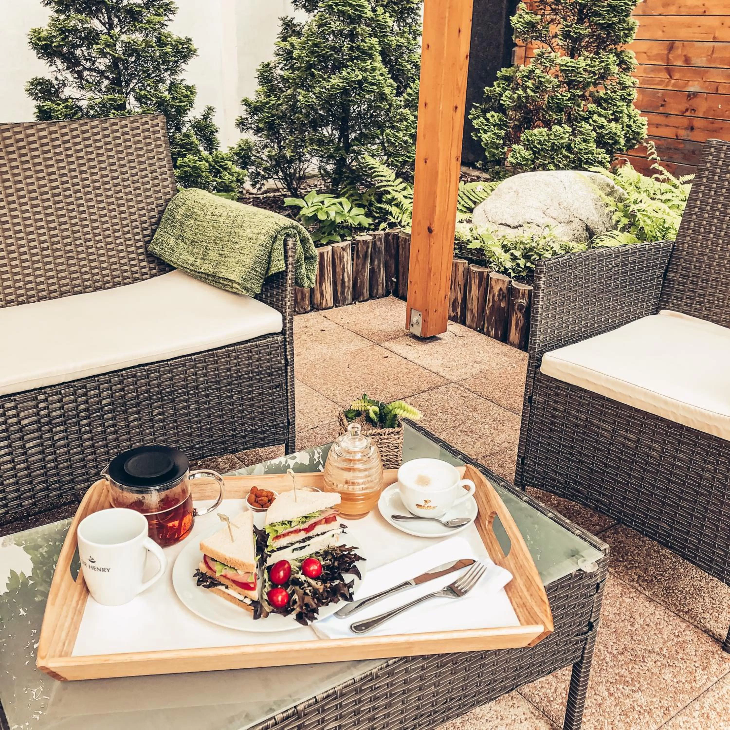 Patio in Alfons Boutique Hotel