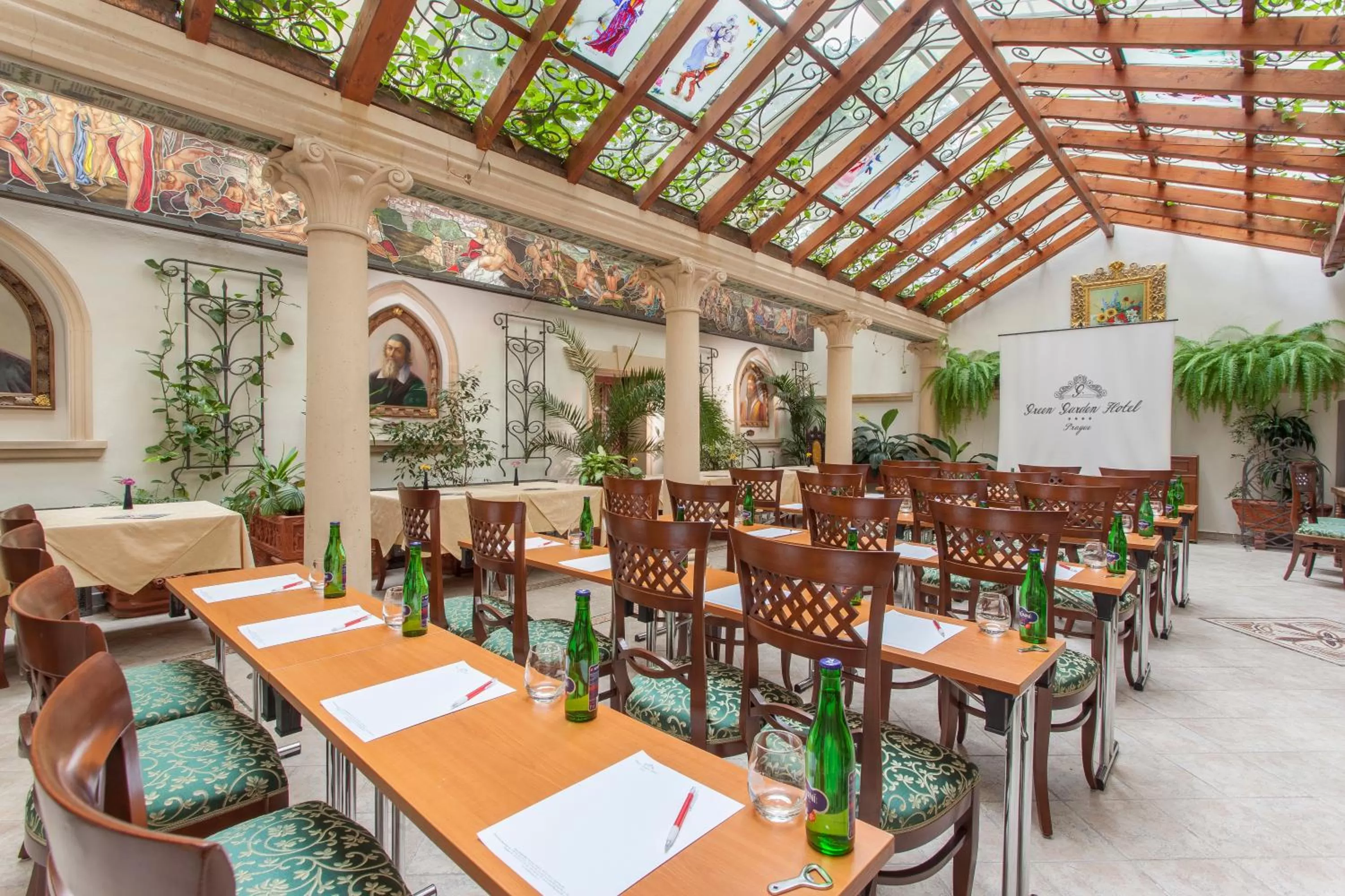 Banquet/Function facilities in Green Garden Hotel