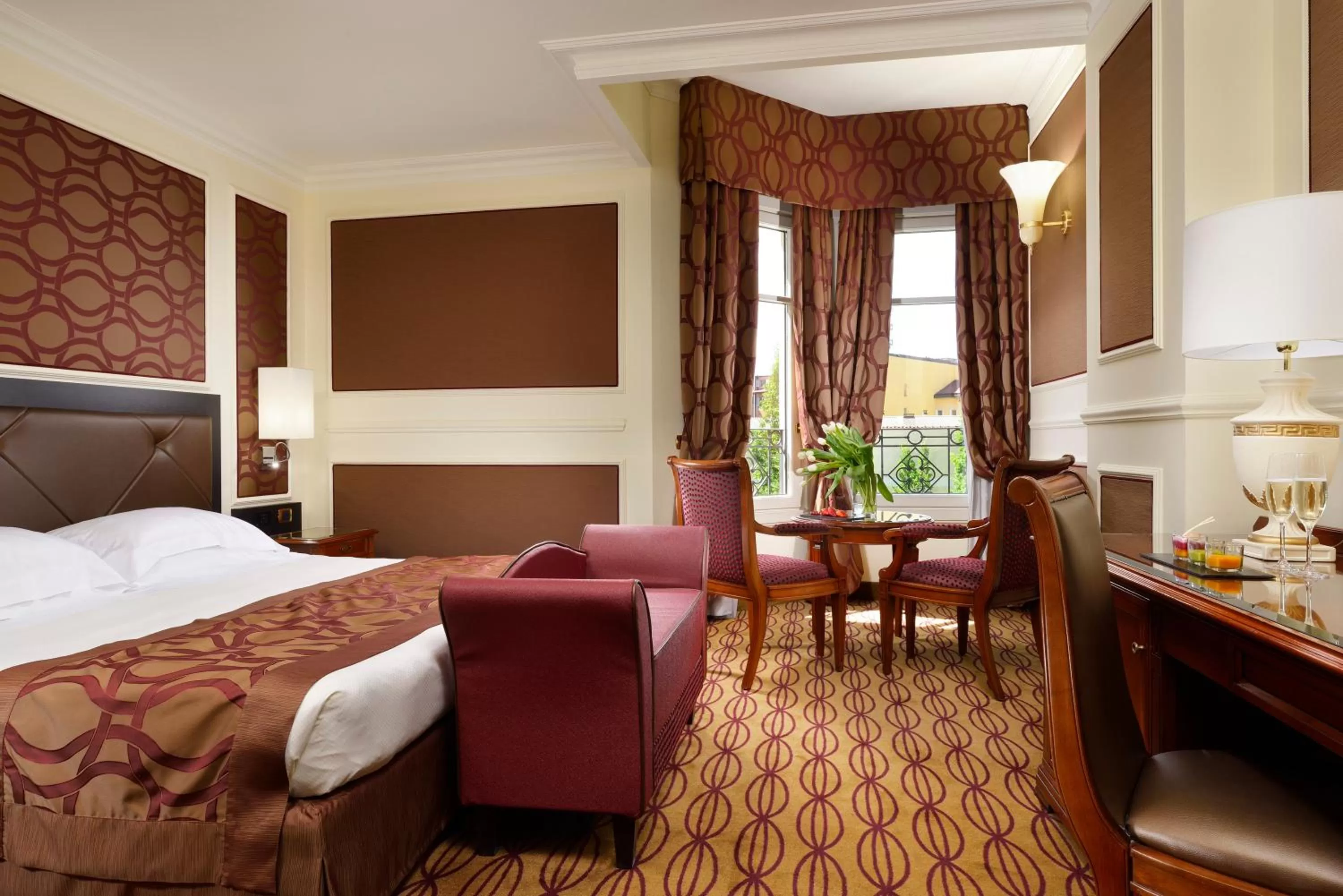 Bedroom, Bed in Grand Visconti Palace