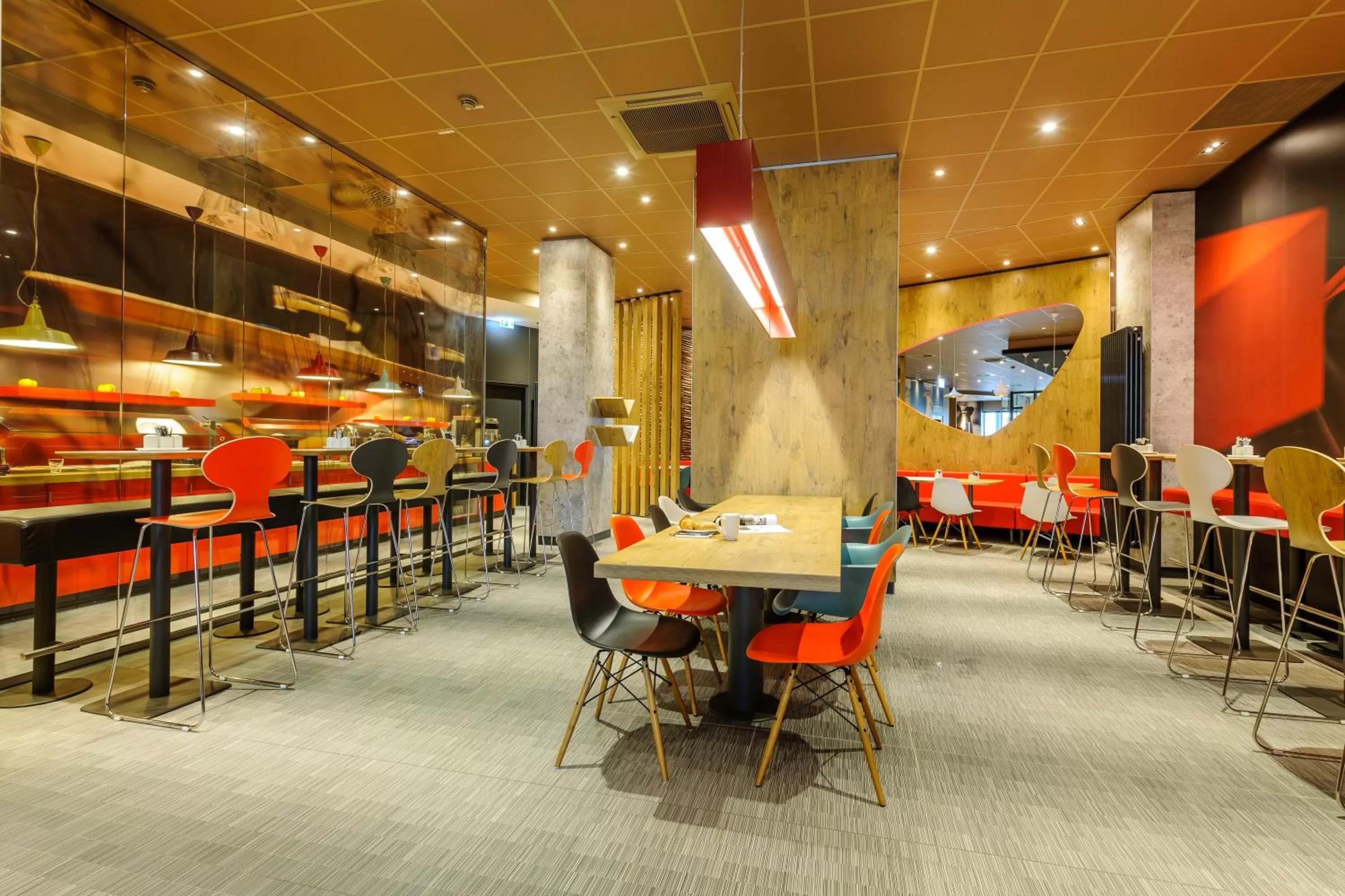 Restaurant/places to eat in Ibis Berlin Hauptbahnhof