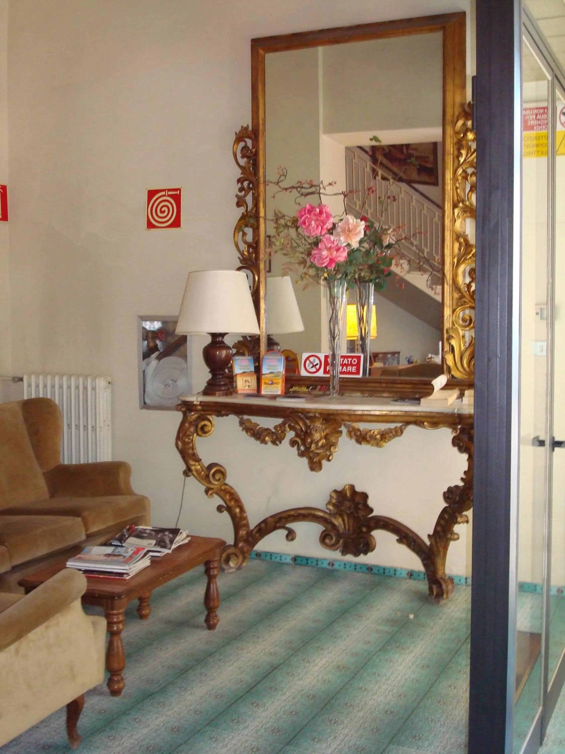 Lobby or reception in Albergo La Sfinge