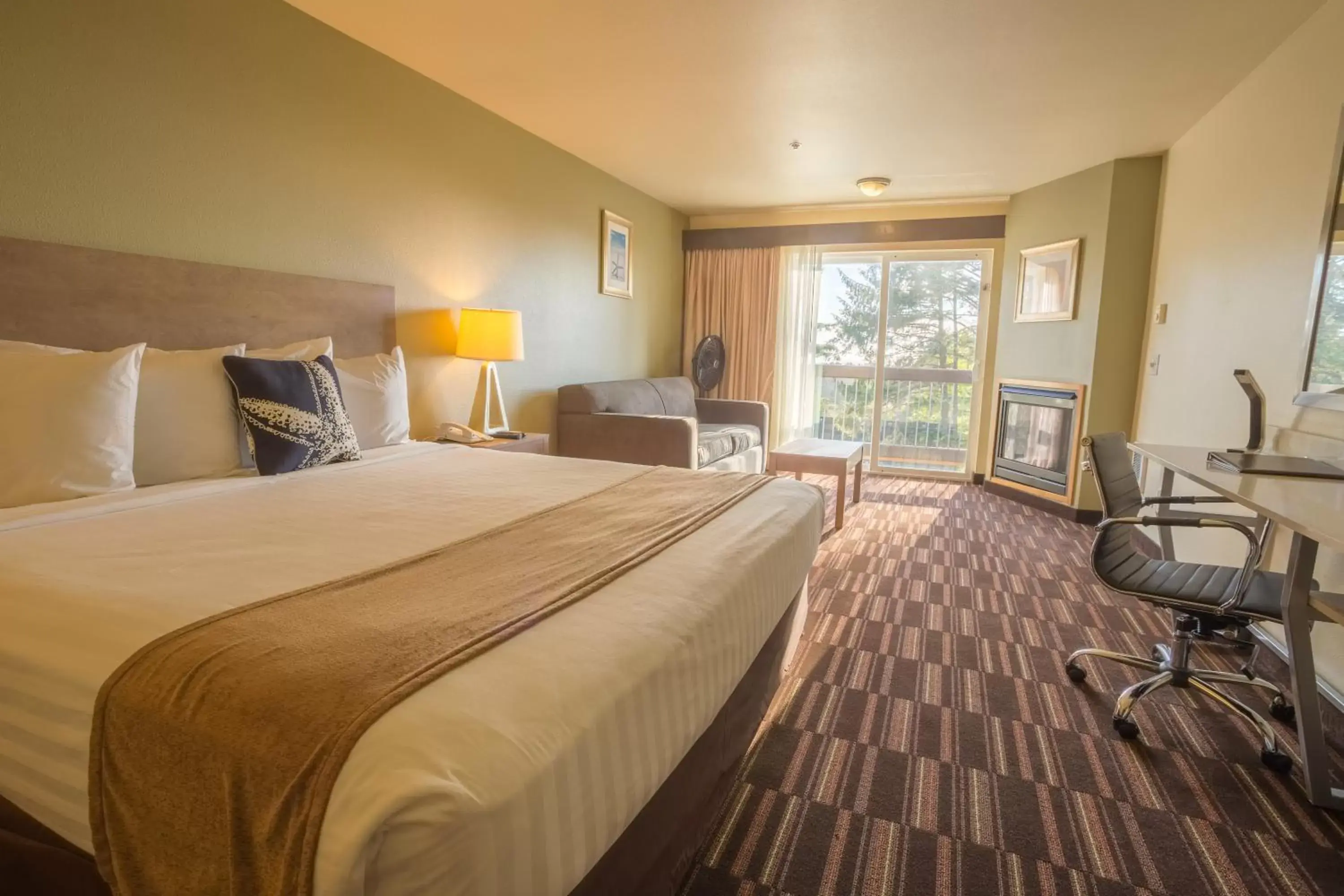 Quadruple Room in Inn at Wecoma Quadruple Room in Inn at Wecoma