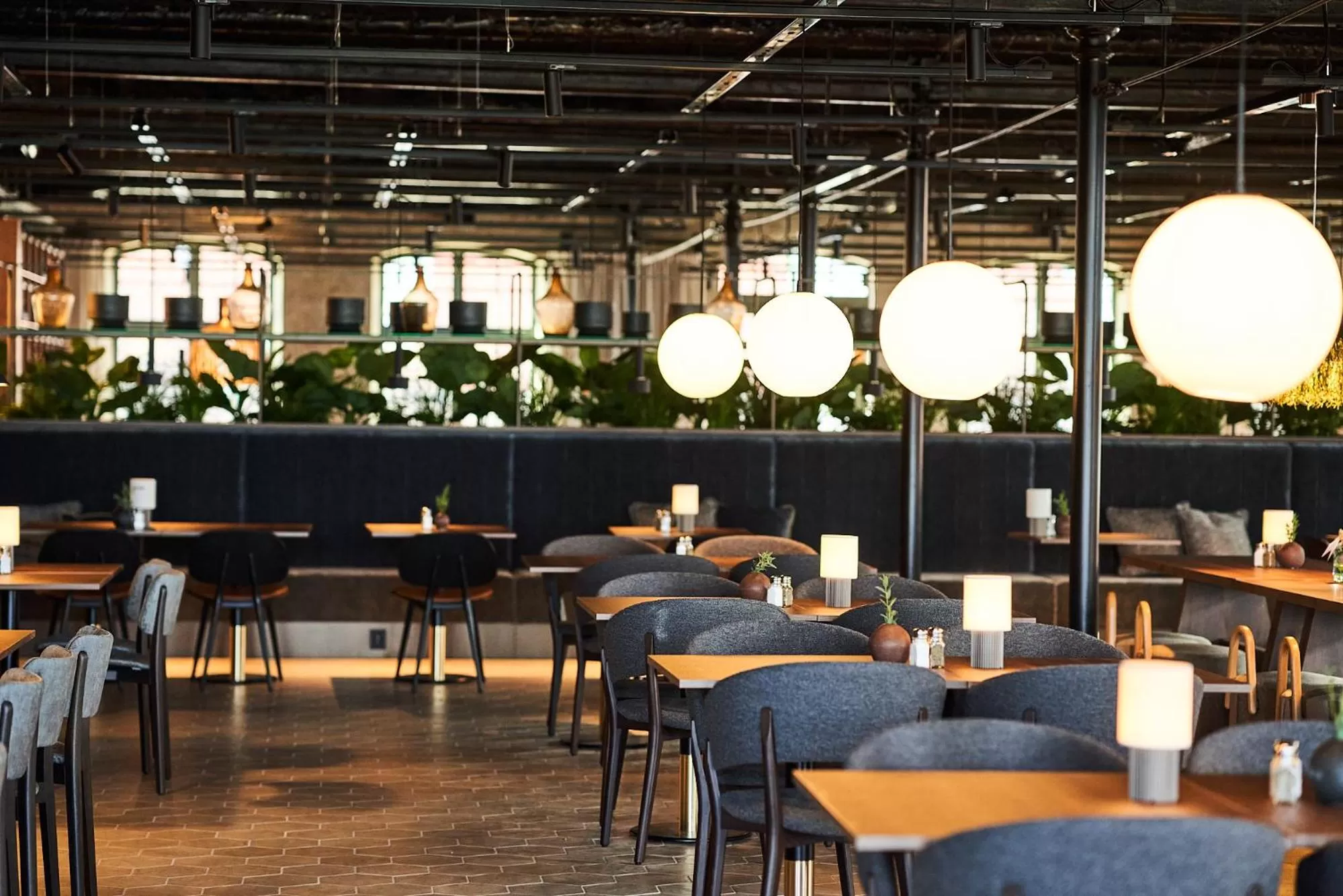 Restaurant/places to eat in Quality Hotel Match