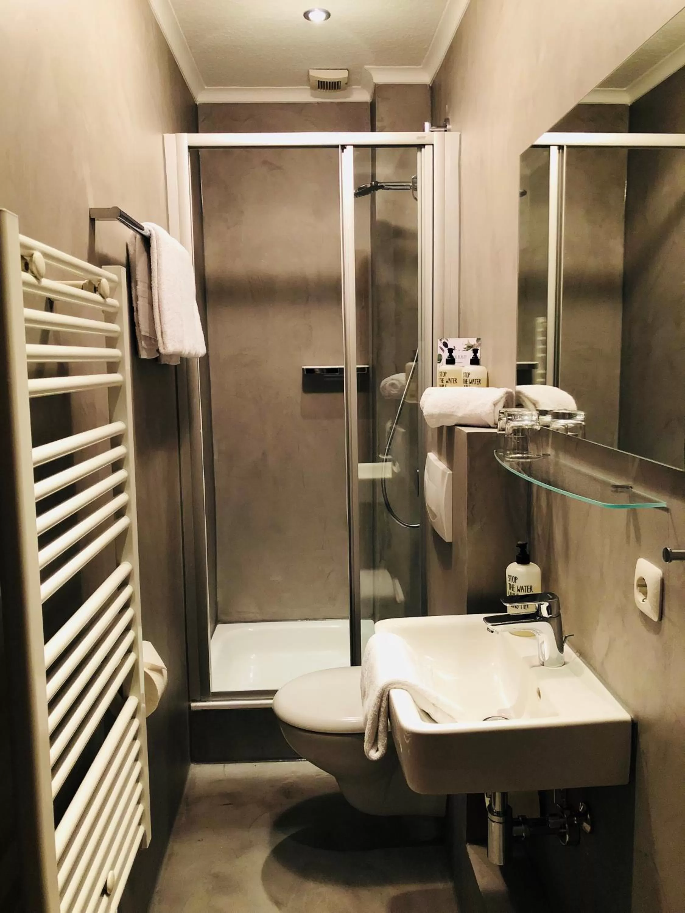 Bathroom in Lieblingsplatz Hotel Strandperle