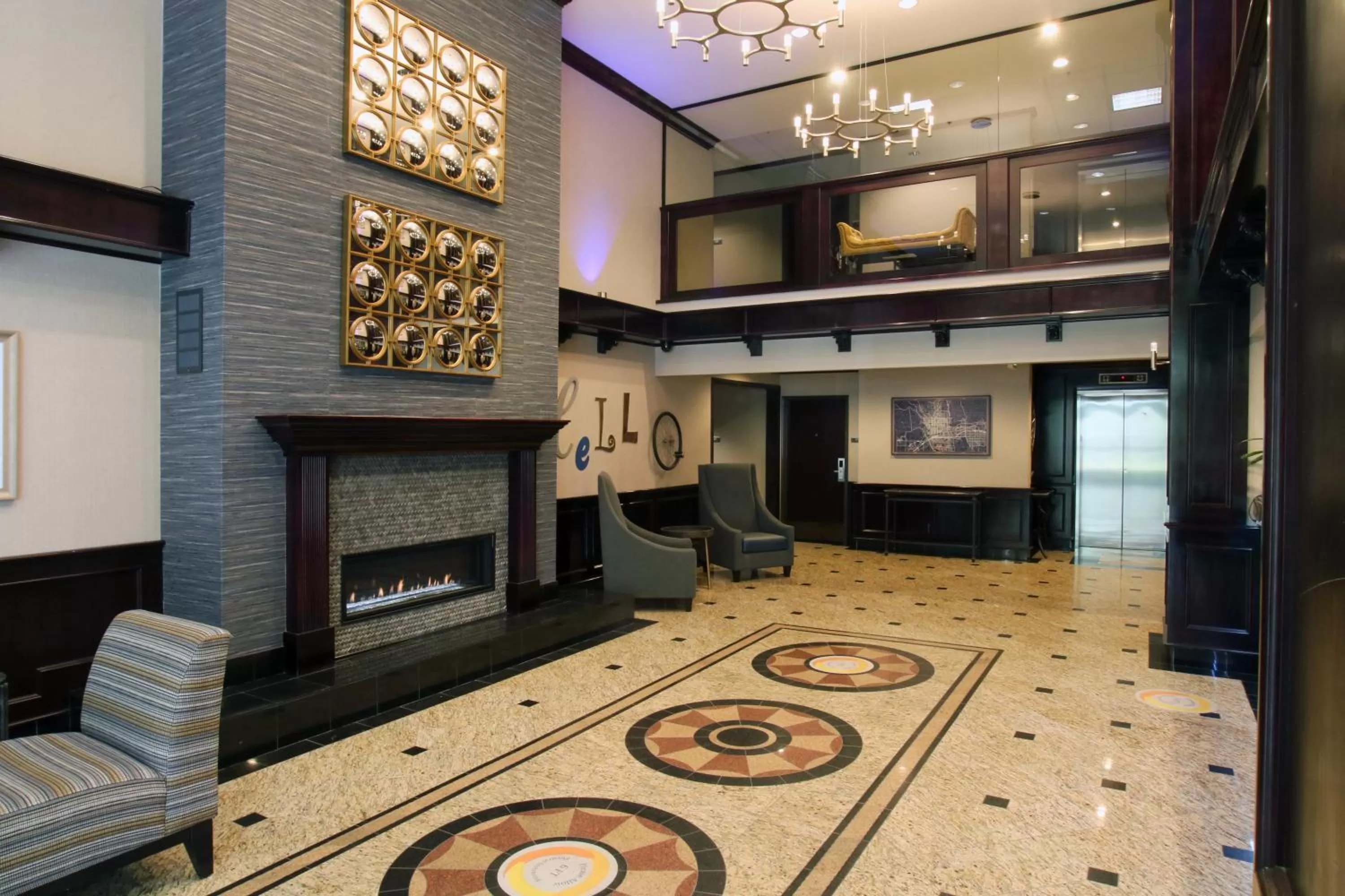 Lobby or reception in Oxford Suites Spokane Downtown