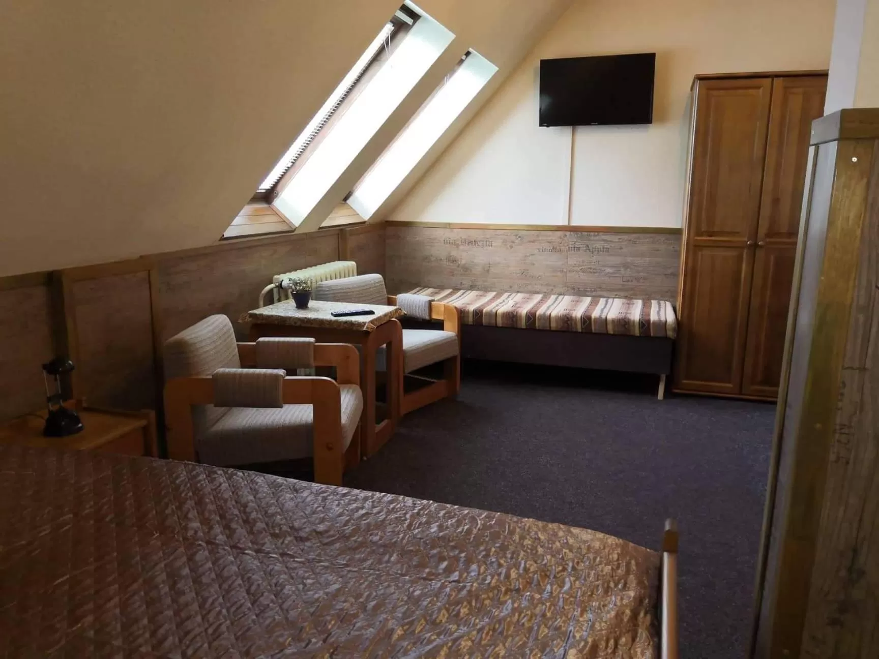 Photo of the whole room, Seating Area in Hotel Alfa