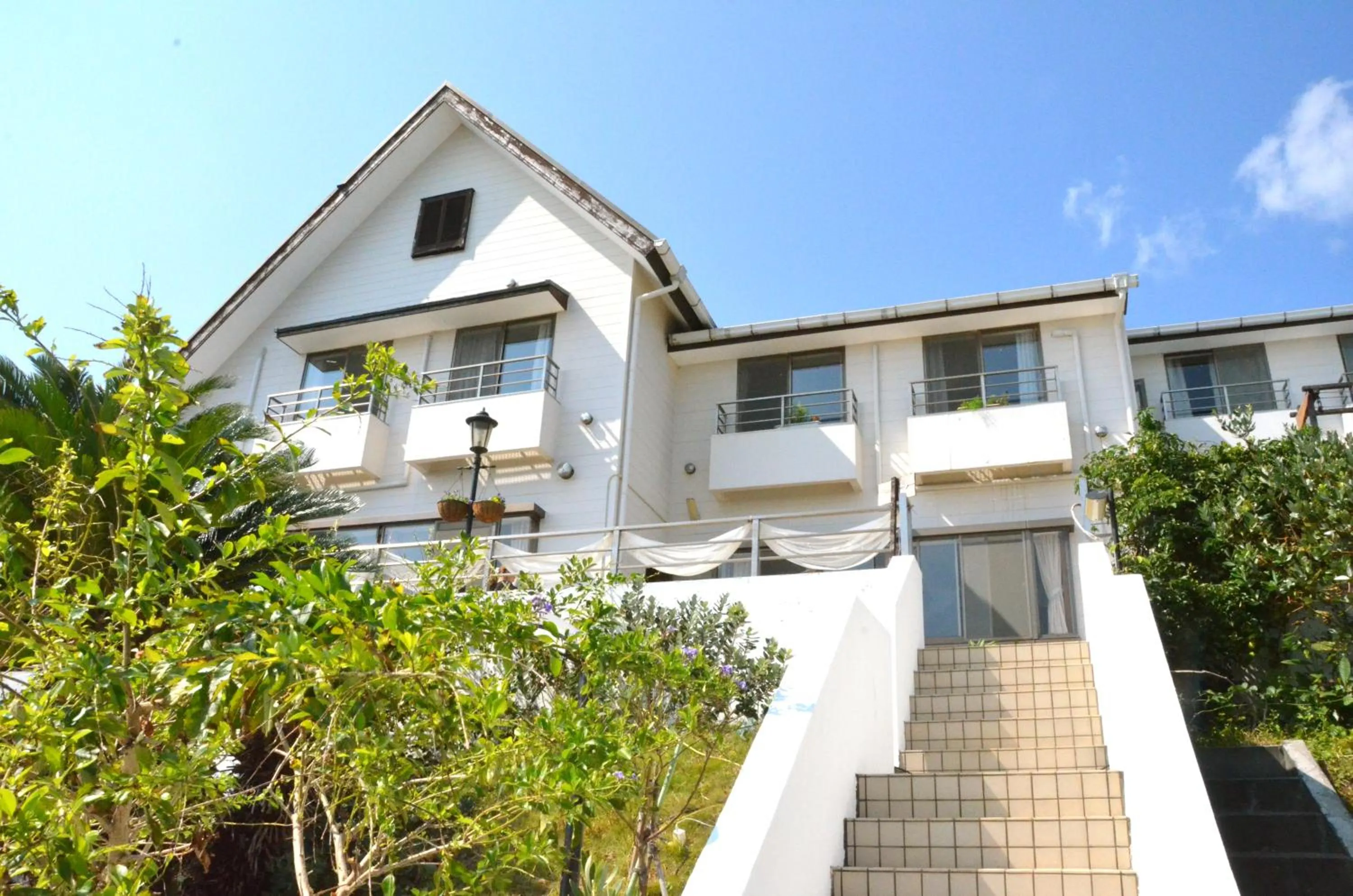 Facade/entrance in Gardenvilla Shirahama