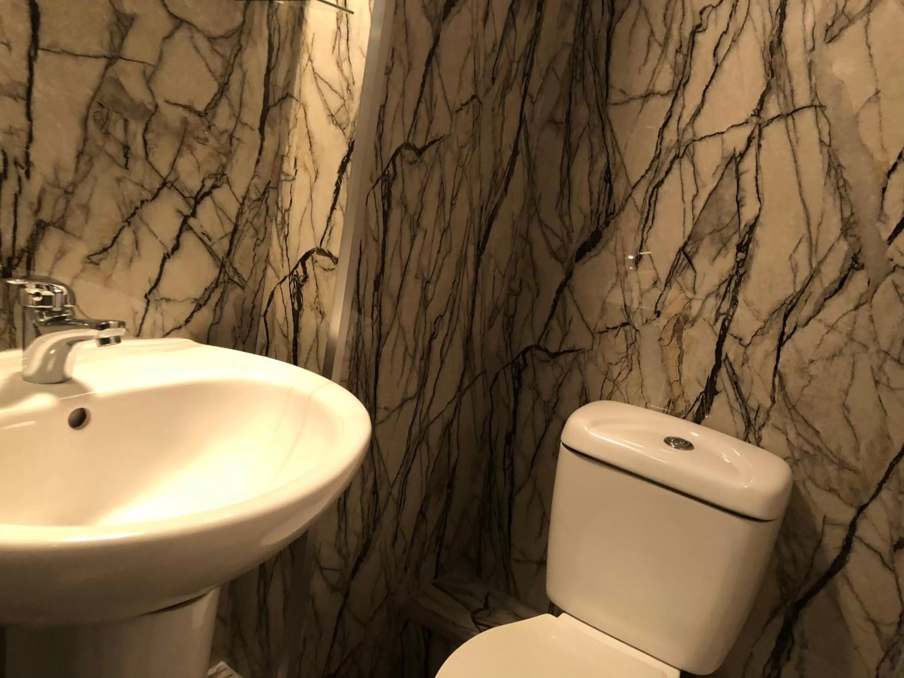 Shower in Bell Gate House