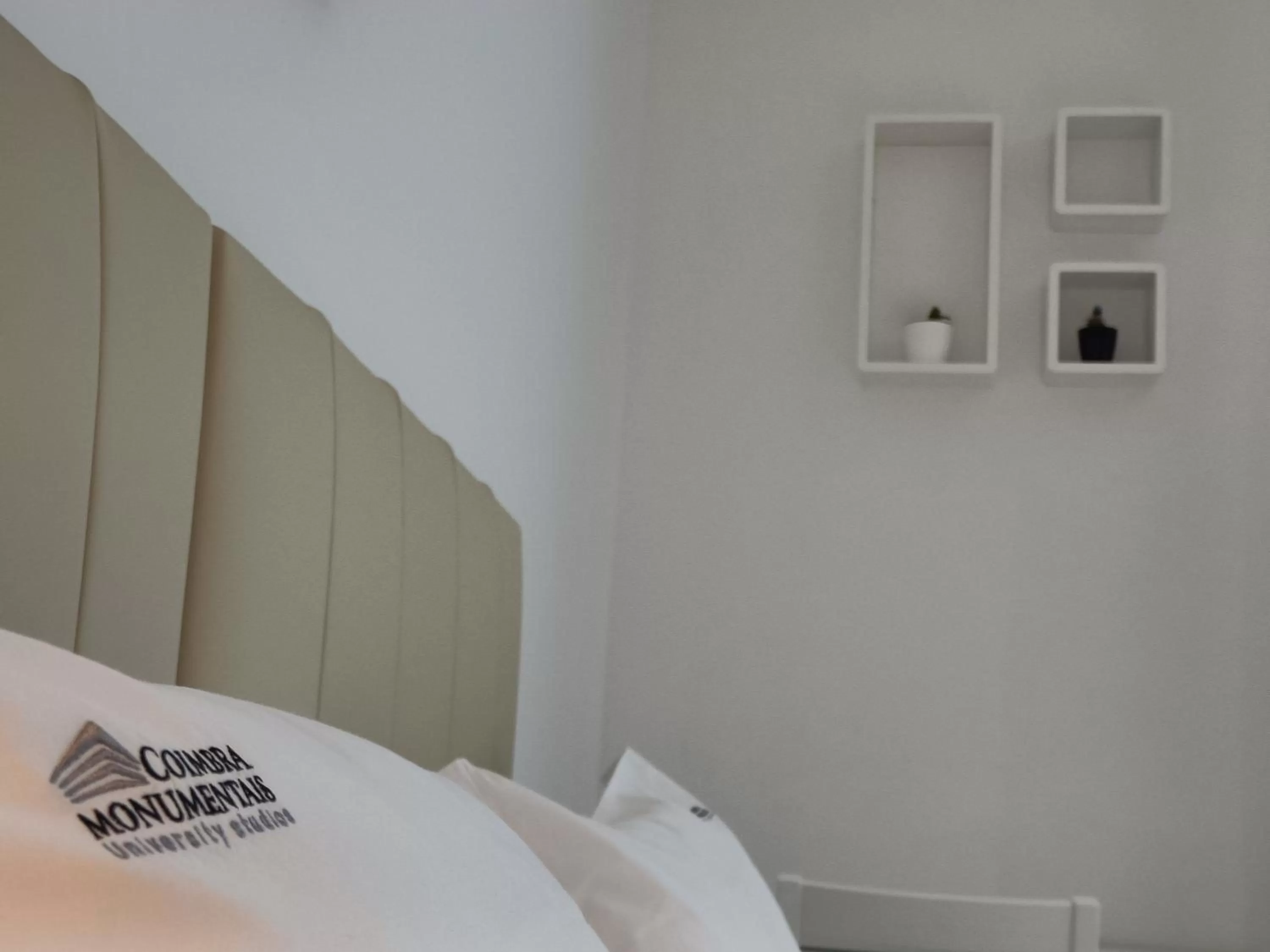 Bed in Coimbra Monumentais B&B