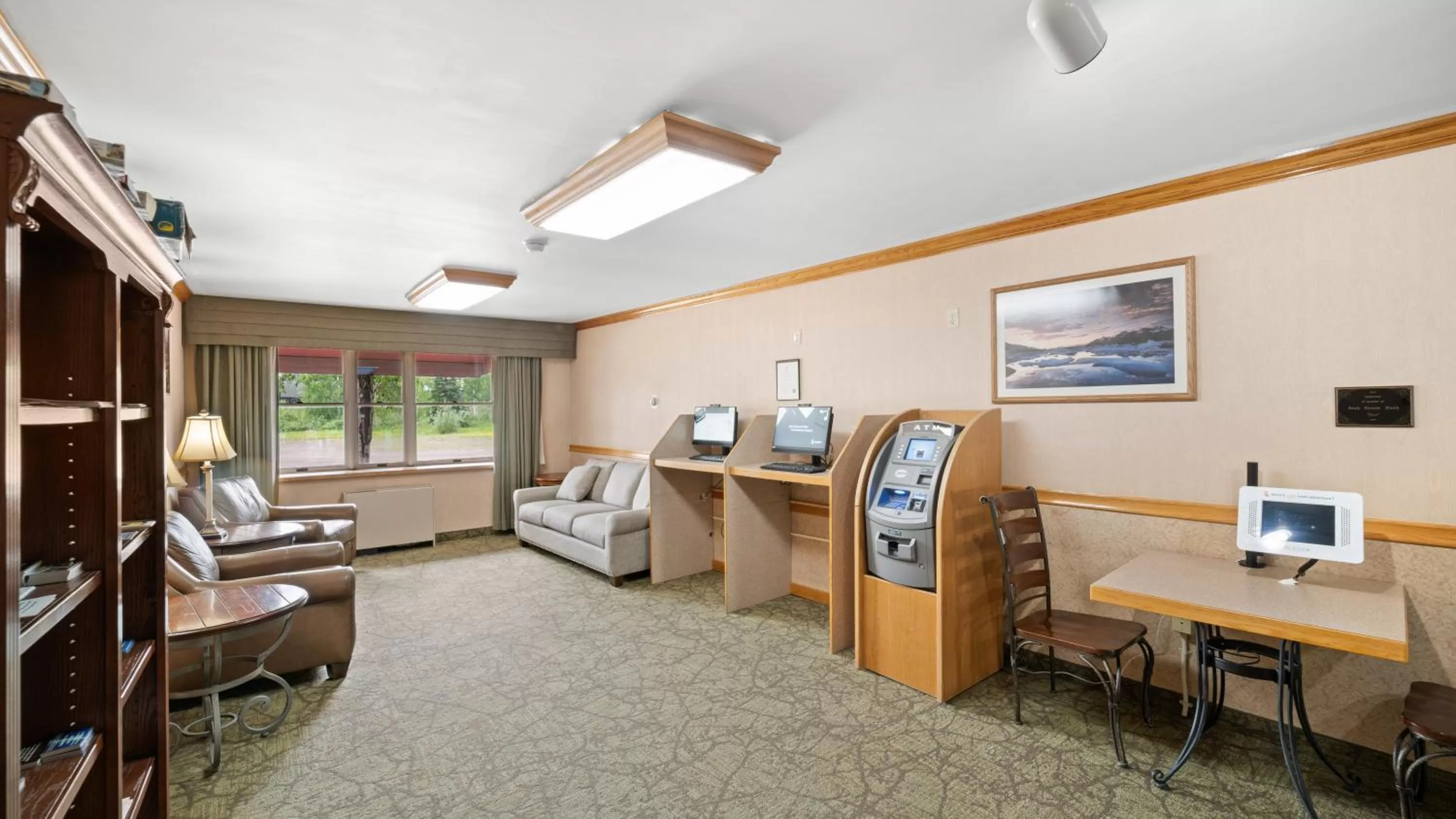 Business facilities in Clarion Hotel & Suites Fairbanks near Ft Wainwright