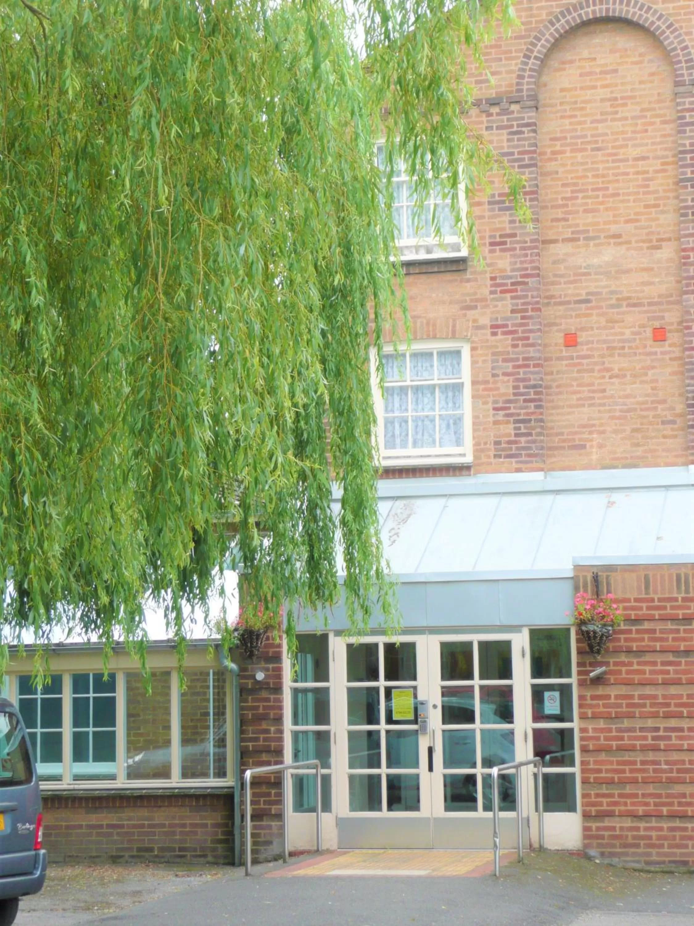 Facade/entrance in Luther King House