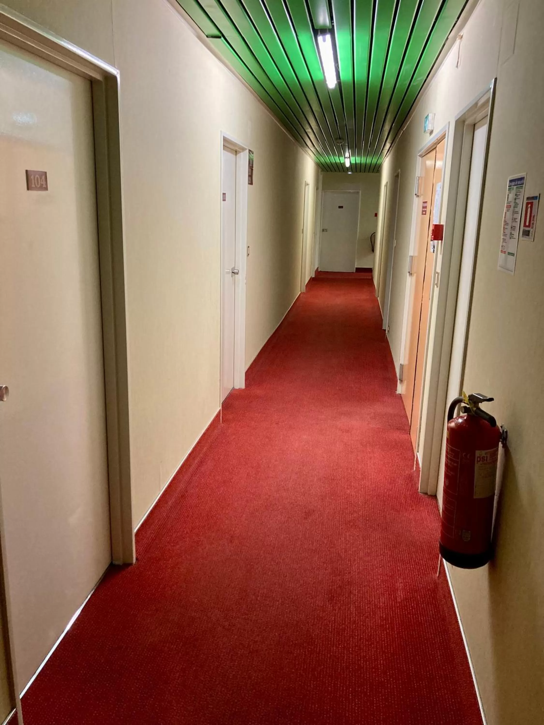 Property building in Hôtel De Champagne