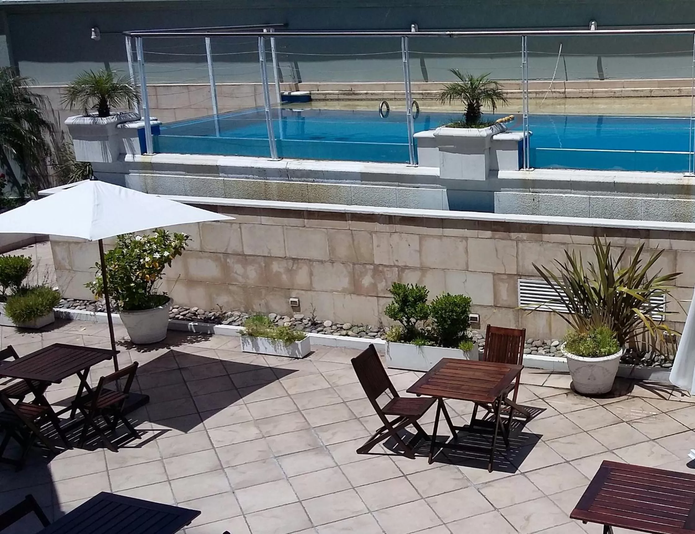 Swimming pool in Abasto Hotel