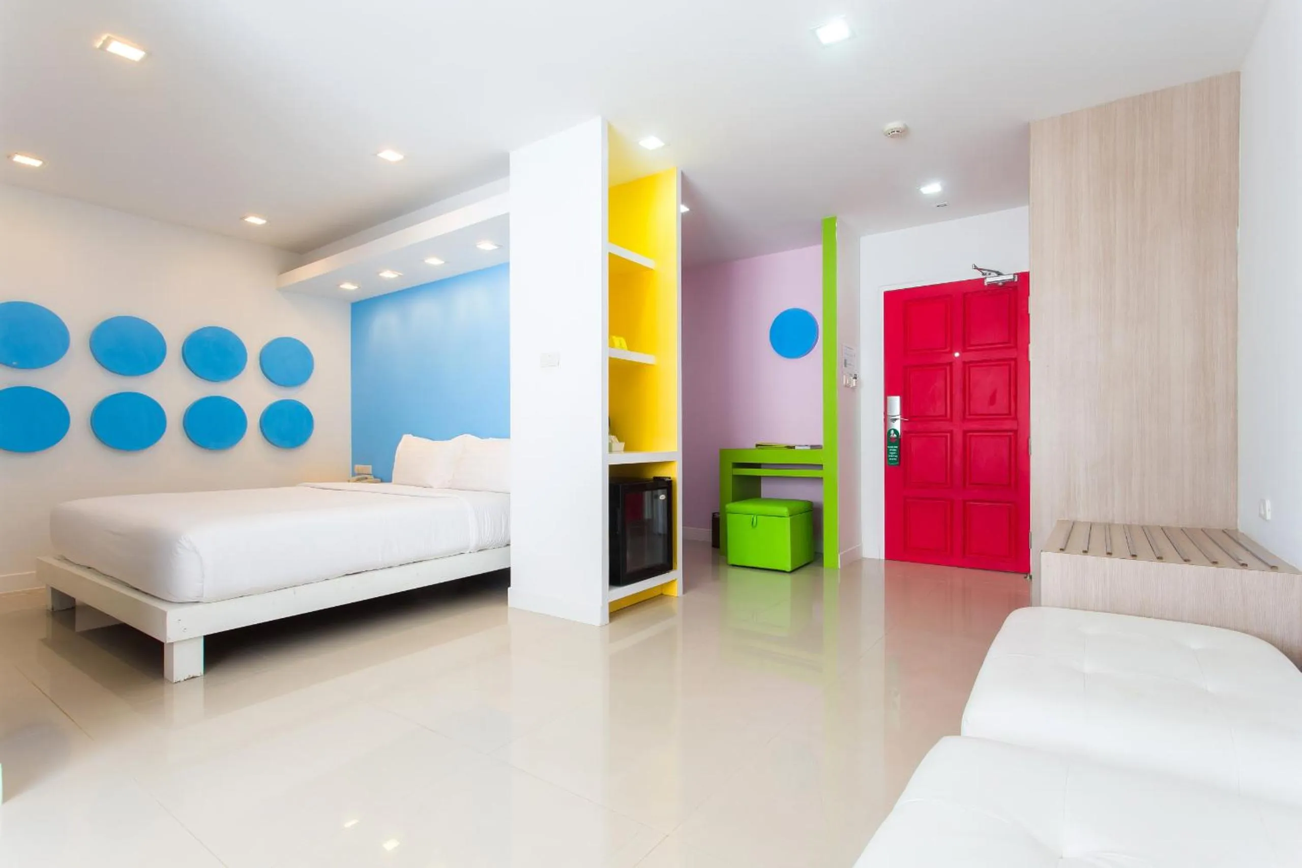 Photo of the whole room, Bed in Samui Verticolor