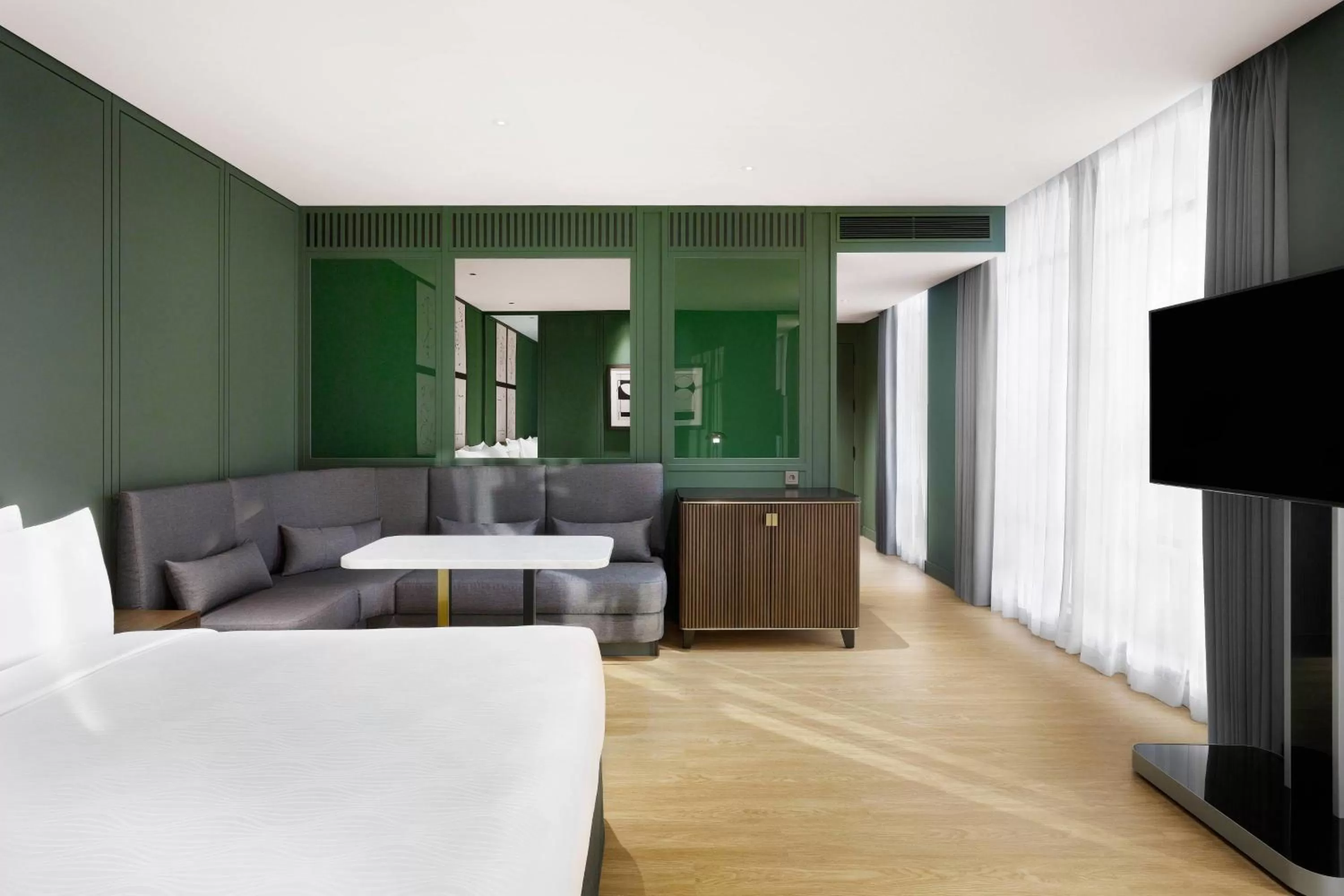 Photo of the whole room in GRAVITY JOSUN Seoul Pangyo, Autograph Collection