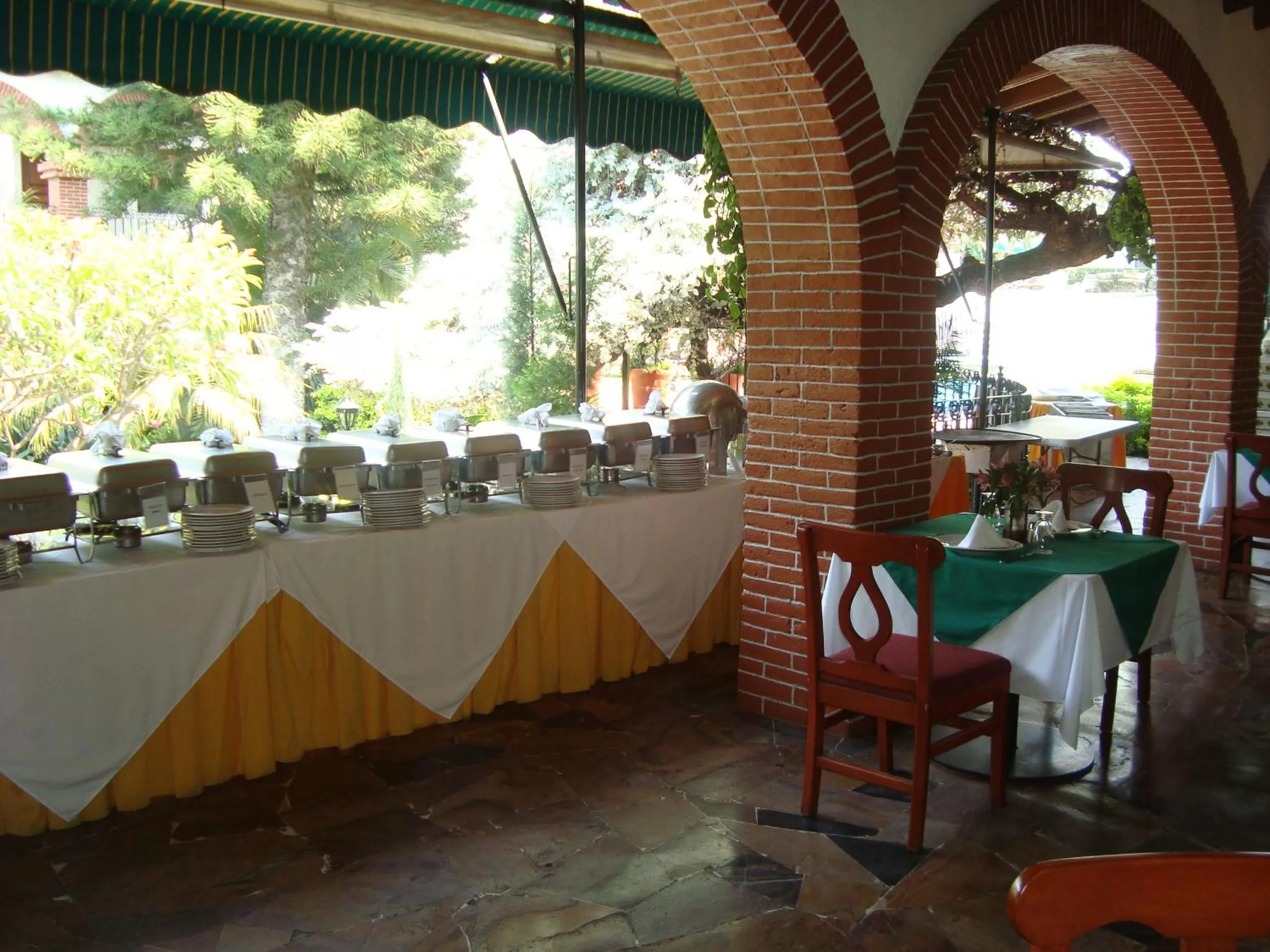 Meals in Hotel Vista Hermosa